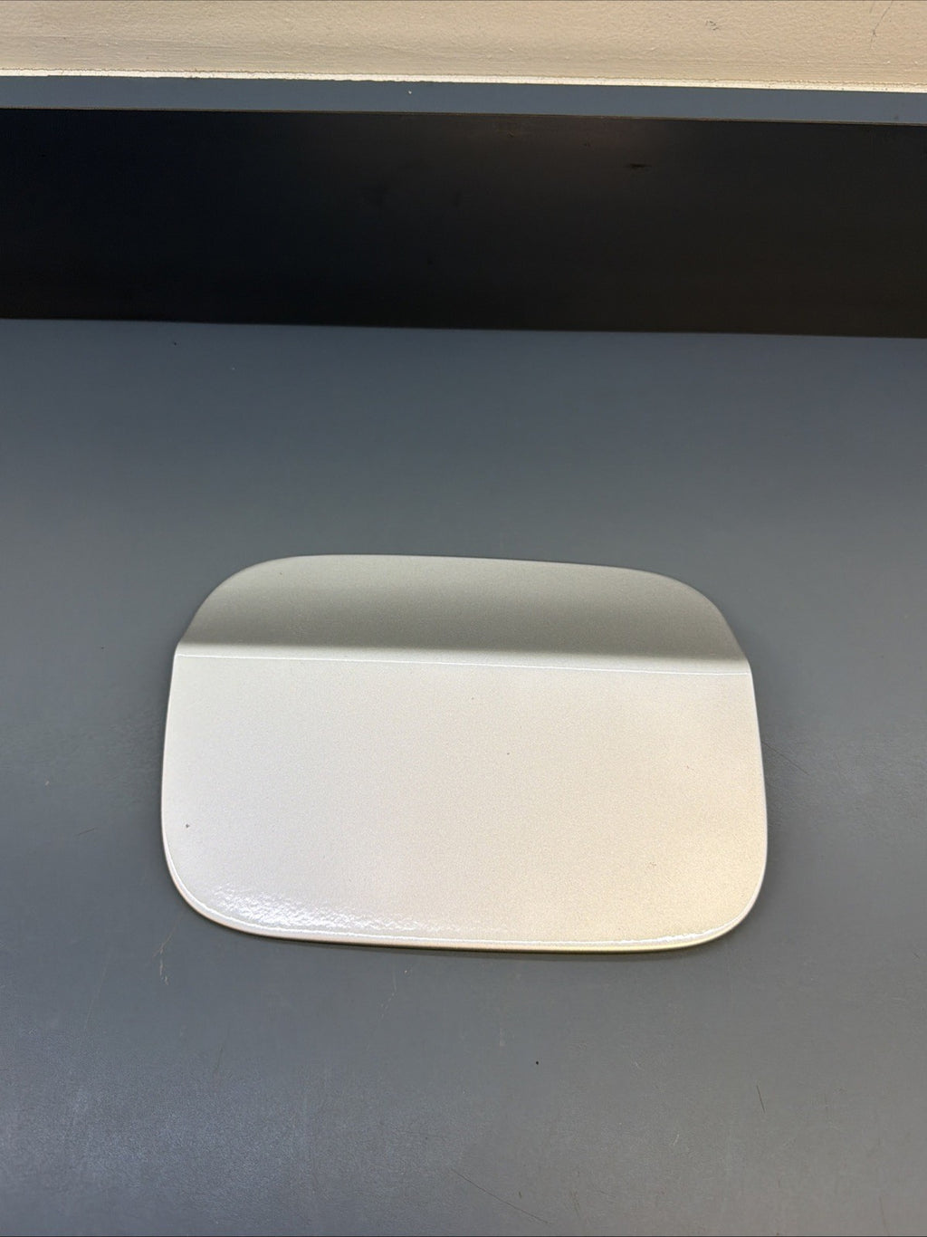 2007-2013 BMW X5 E70 REAR GAS FUEL TANK FILLER DOOR LID SILVER GENUINE OEM
