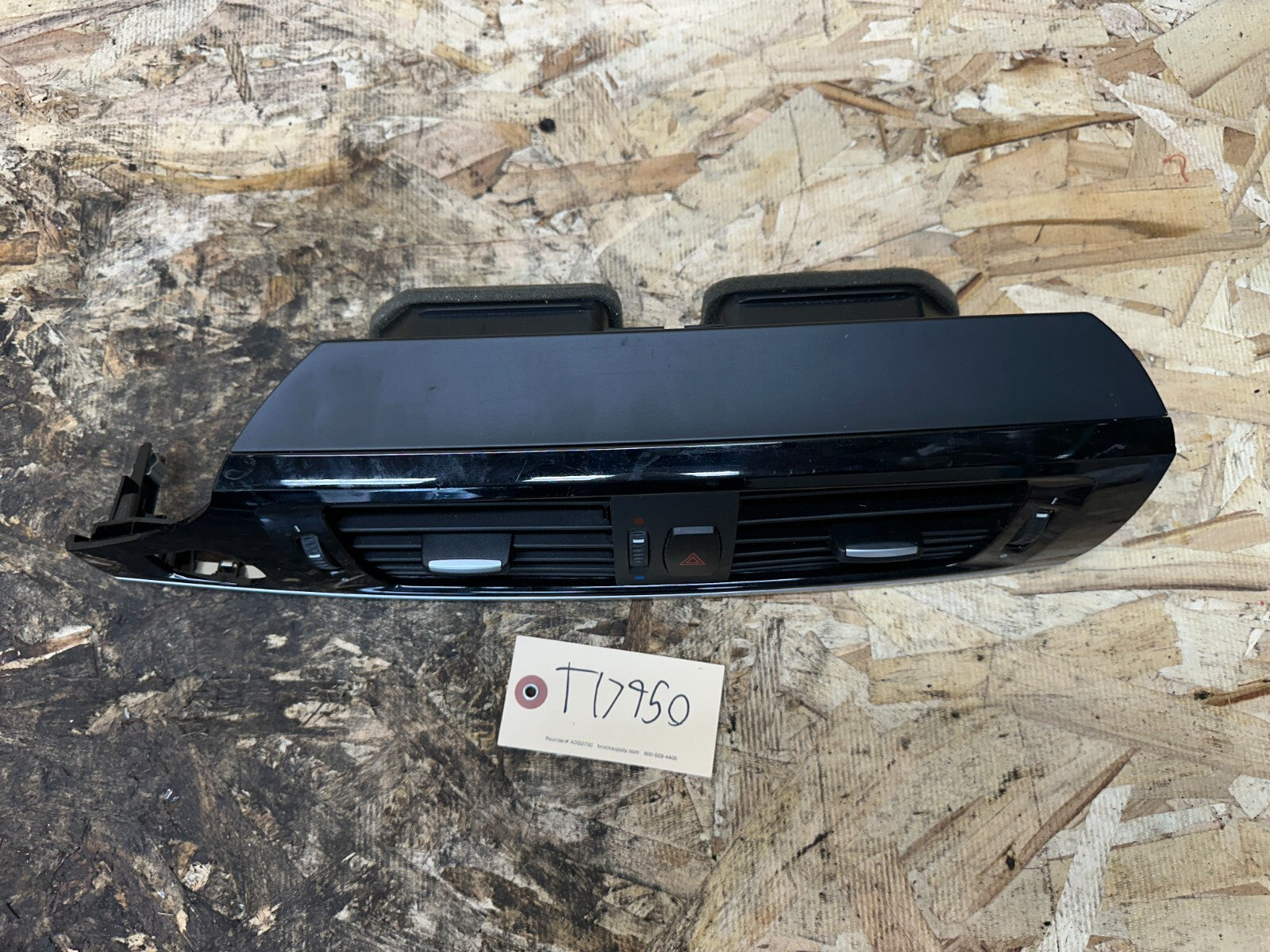 BMW 11-17 F25 X3 FRONT DASH CENTER AIR VENT ASSEMBLY w START BUTTON OEM 9184743