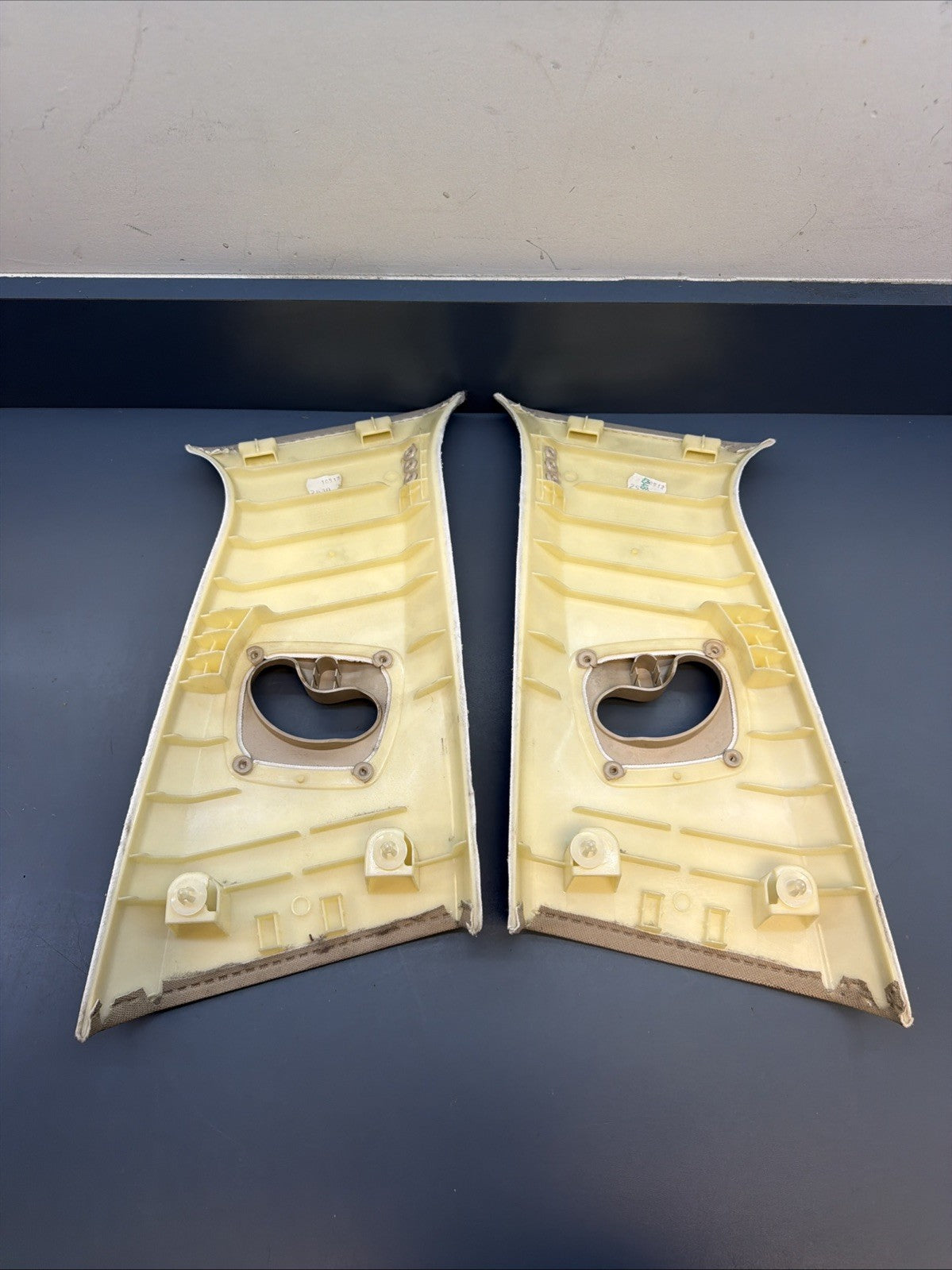BMW 5 Series F10 F11 Trim B Pillar 9116349 9116350 Trim Cover Oyster Beige