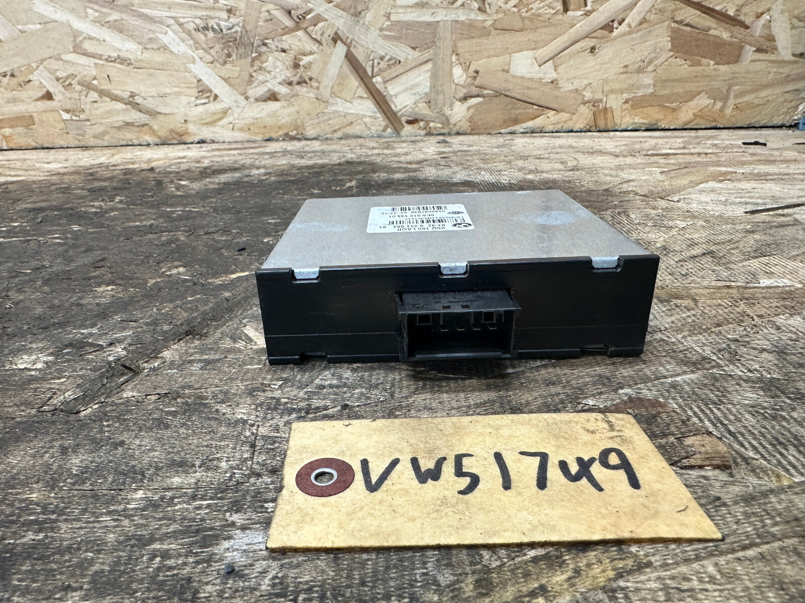 BMW 10-17 1 3 5 6 SERIES X3 VOLTAGE CONVERTER CONTROL MODULE OEM 9251984