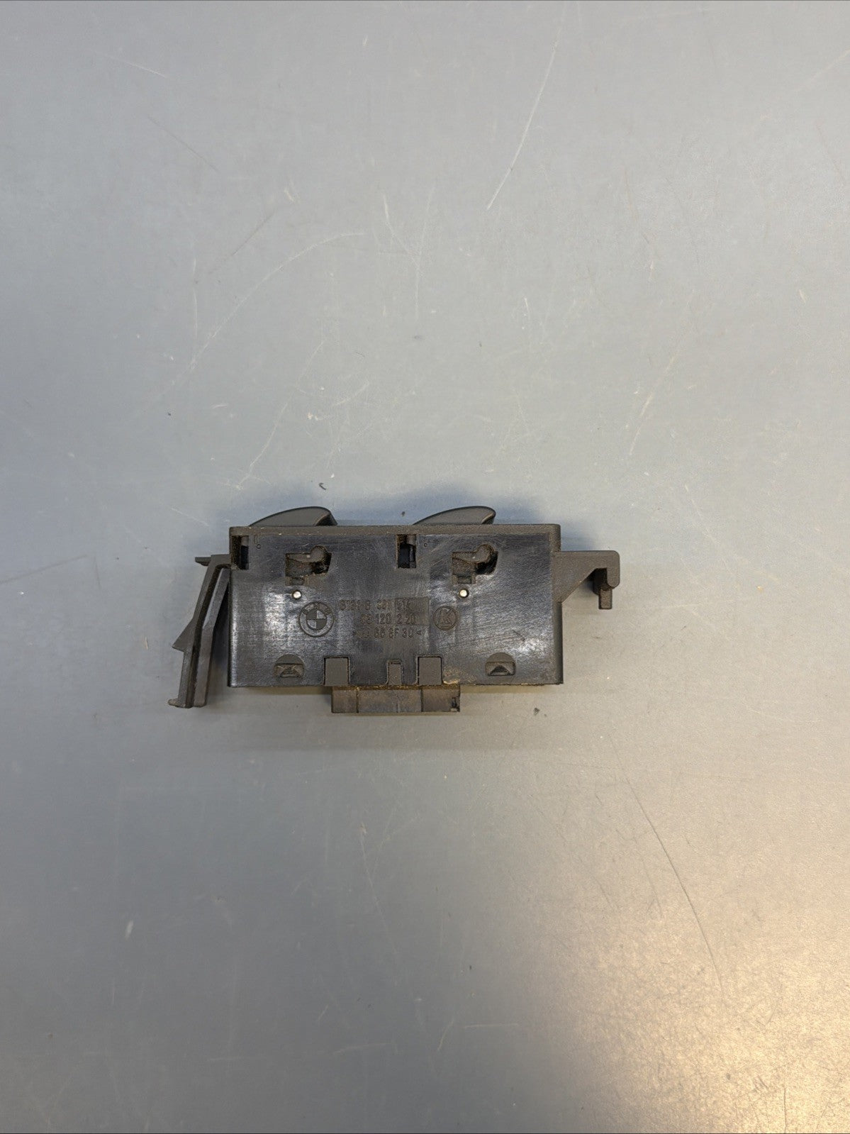 Right Passenger Side Window Switch Lifter Control Button OE BMW E46 8381514