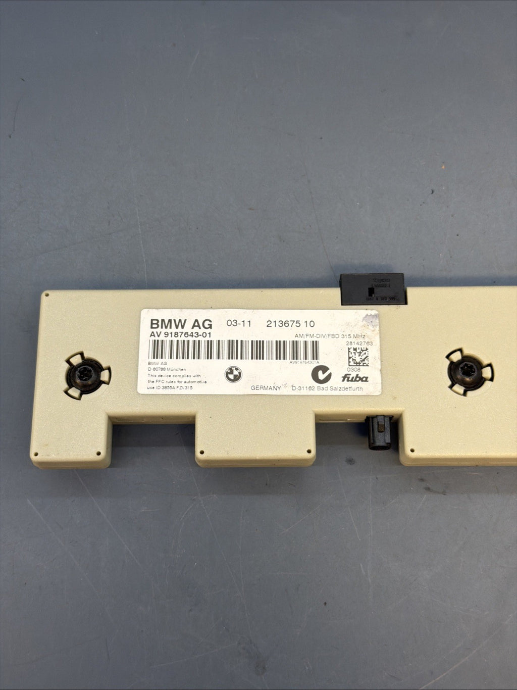2008 - 2013 BMW E92 E90 E93 M3 Radio Antenna Amplifier Module 9187643-01 OEM