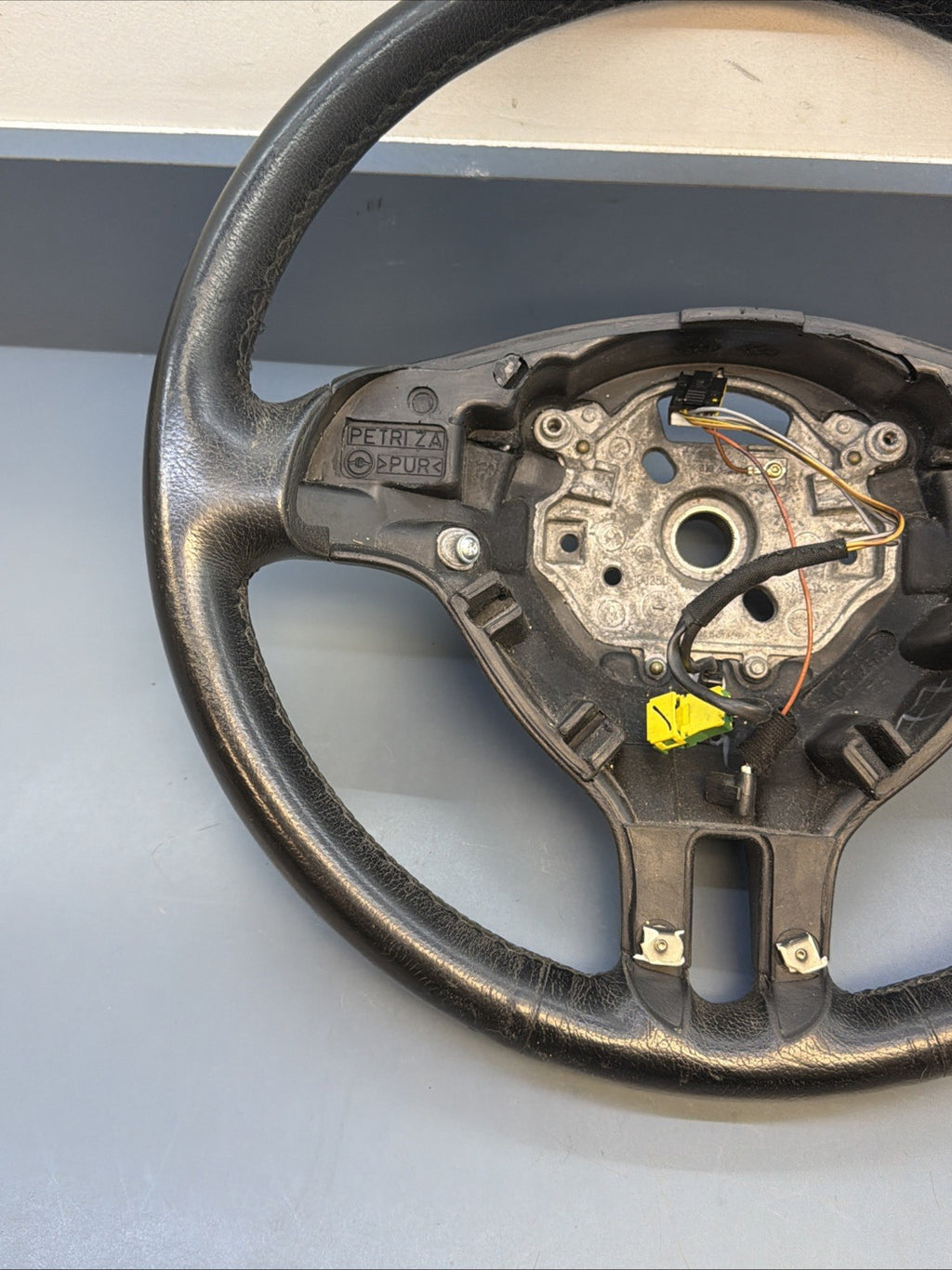1999-2006 BMW 3 SERIES E46 GENUINE BLACK LEATHER STEERING WHEEL 3375E461