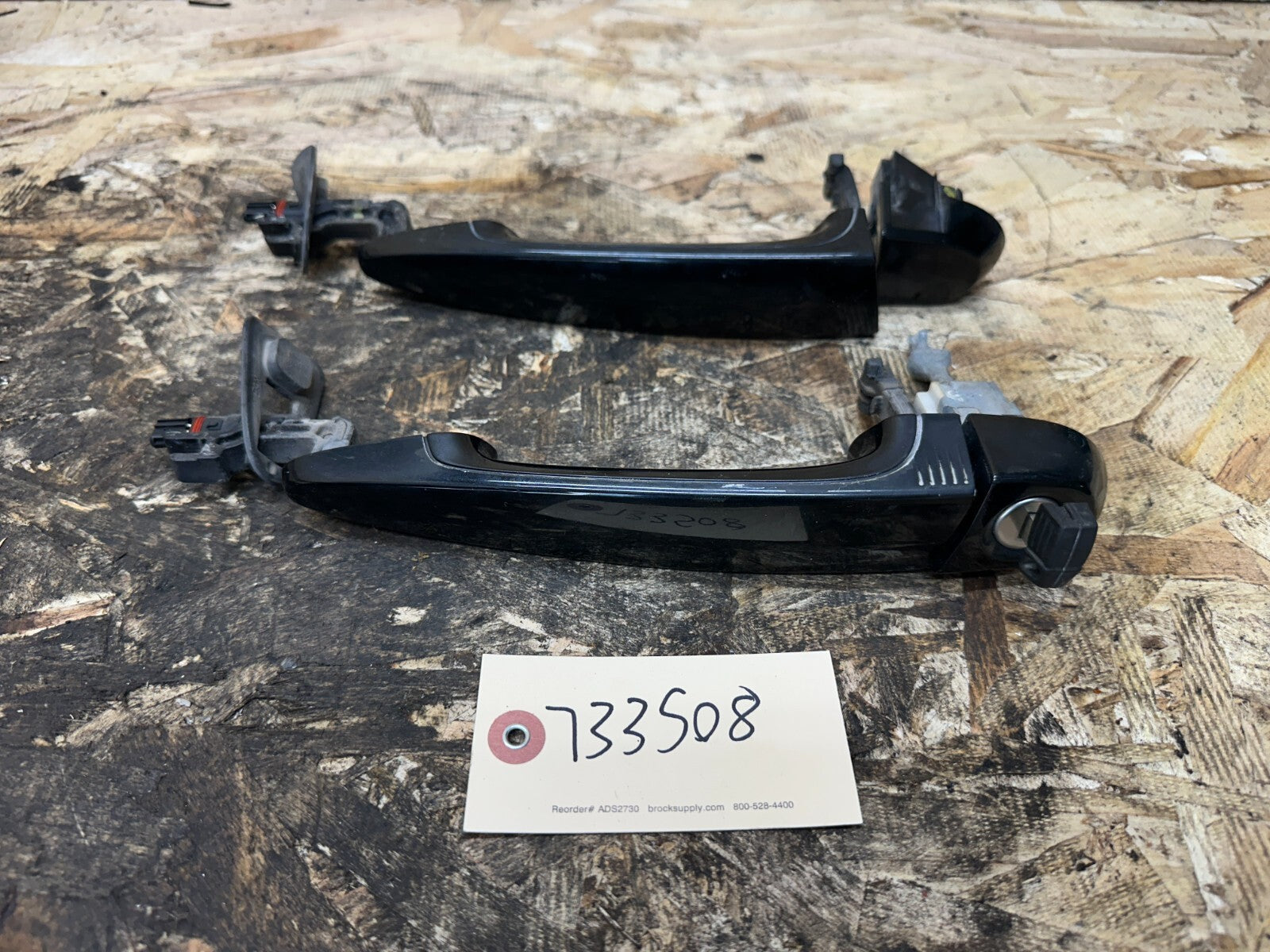 BMW 06-13 E9X DRIVER+PASSANGER DOOR HANDEL WITH WORKING KEY BLK OEM 7189100/41