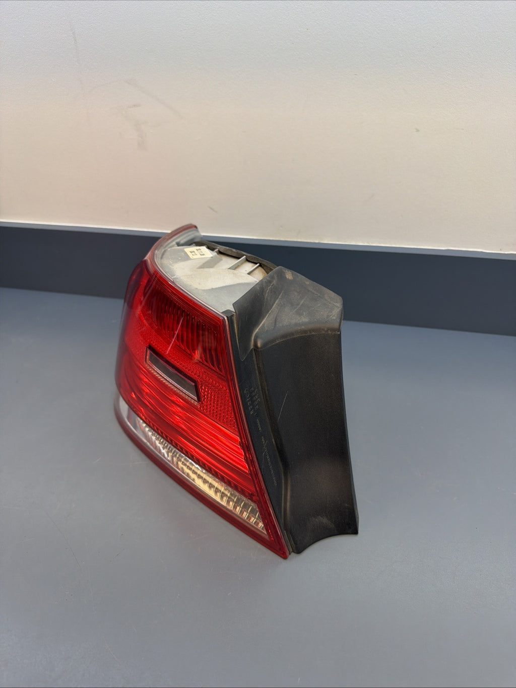 07-10 BMW E92 Tail Light Set Pre LCI Tail Light 7162300 7162299 7174403 7174404