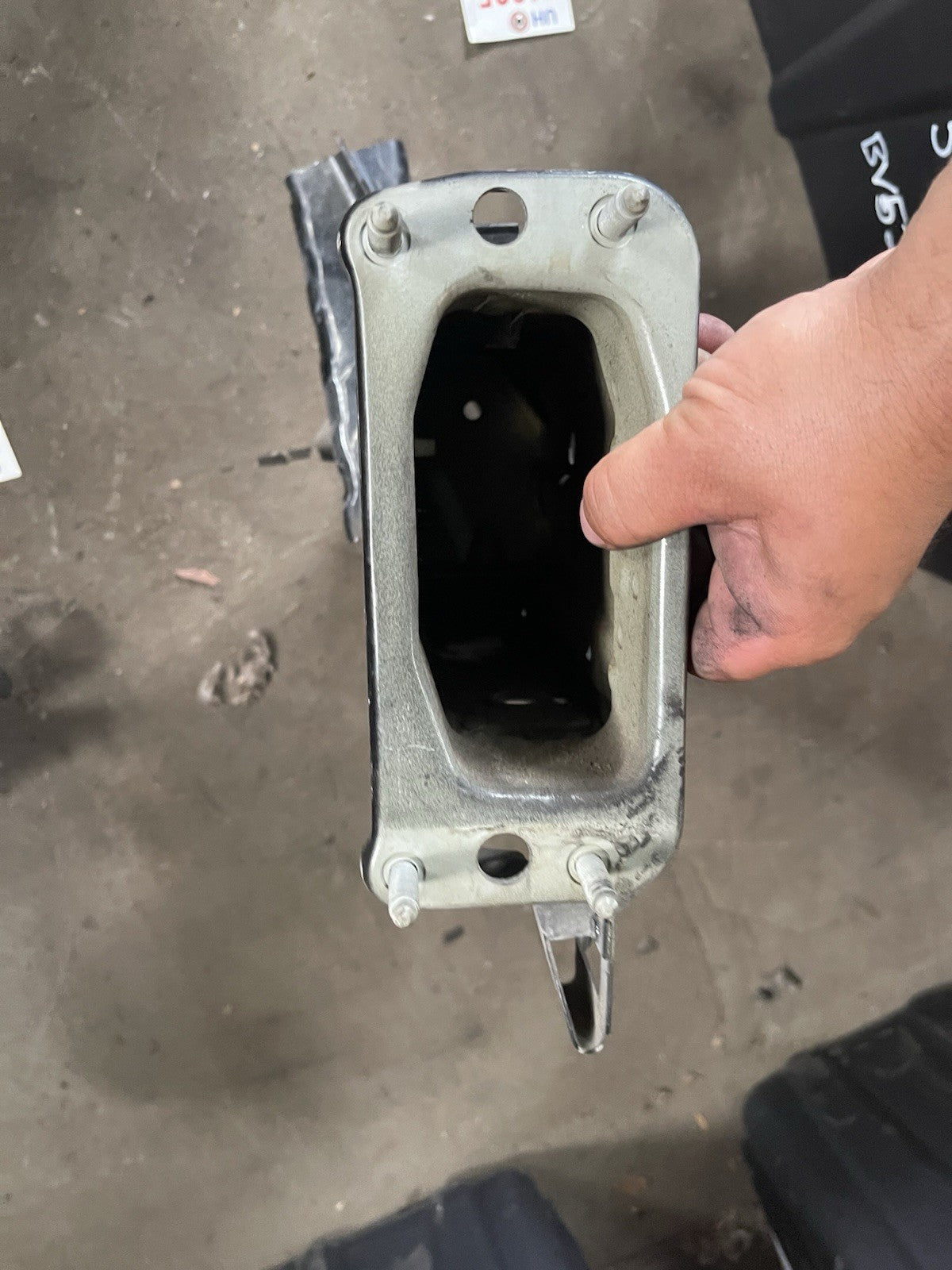 07-11 BMW E82 E88 128 135 Front Right Frame Rail Apron SECTION OEM