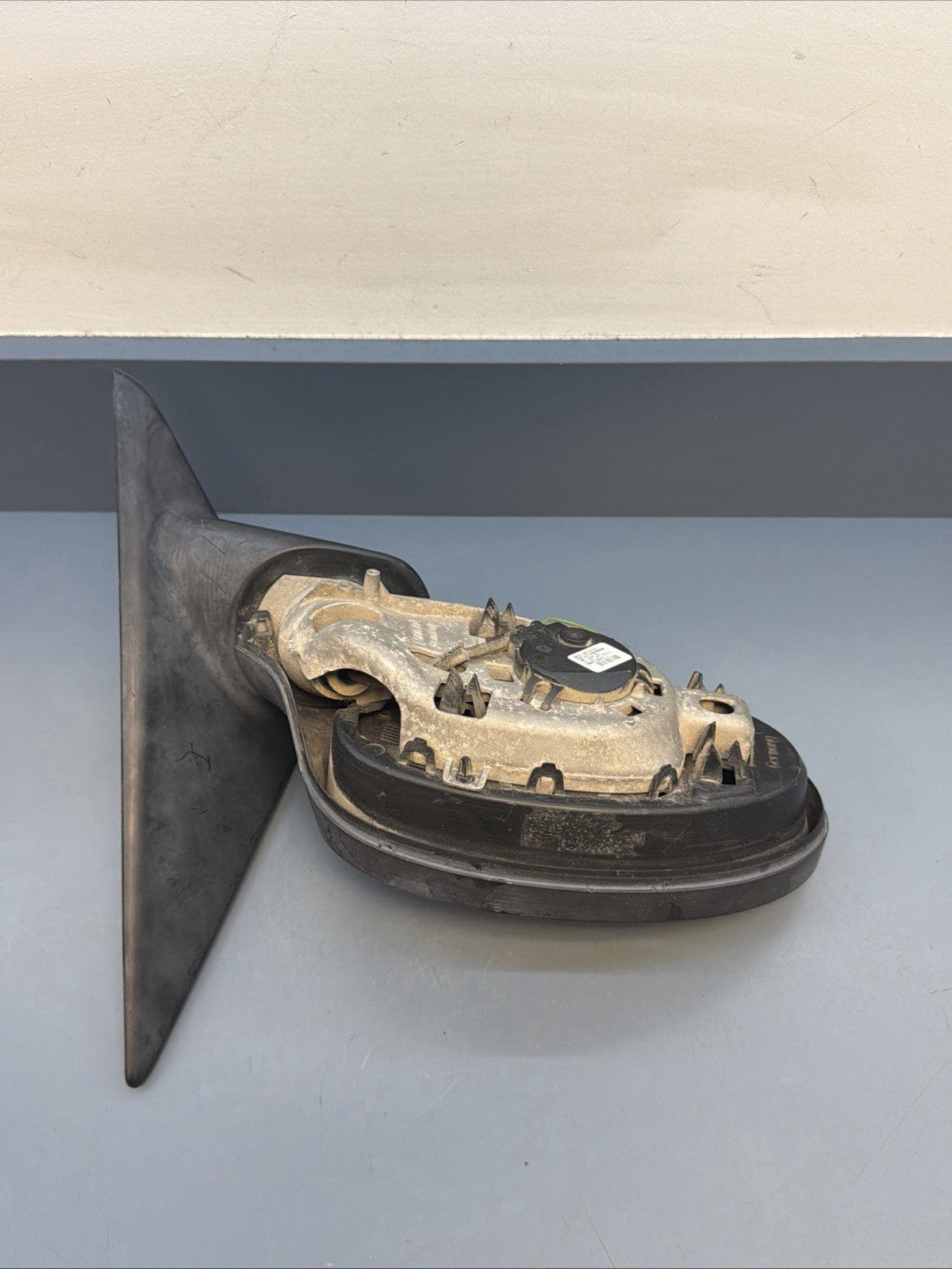 2007-2008 BMW 328i Front Right Passenger Side Door Rear View Mirror 7075626 OEM