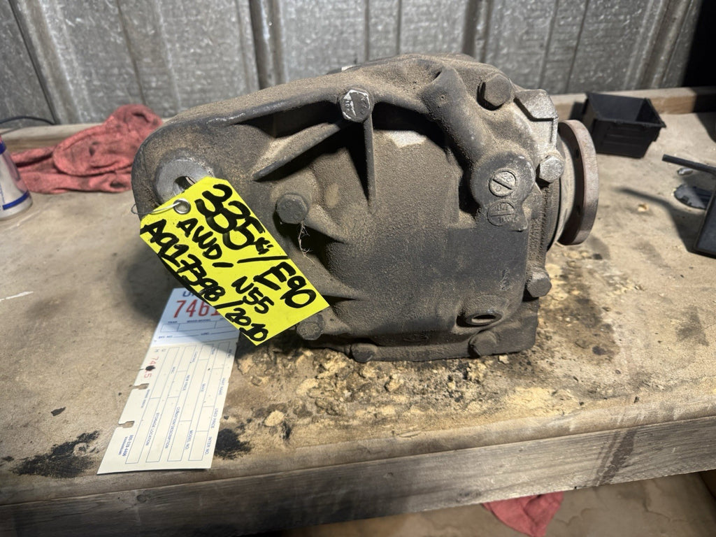 REAR Differential Carrier Final Drive 3.46 AWD Diff OEM BMW E90 335Xi 7533435