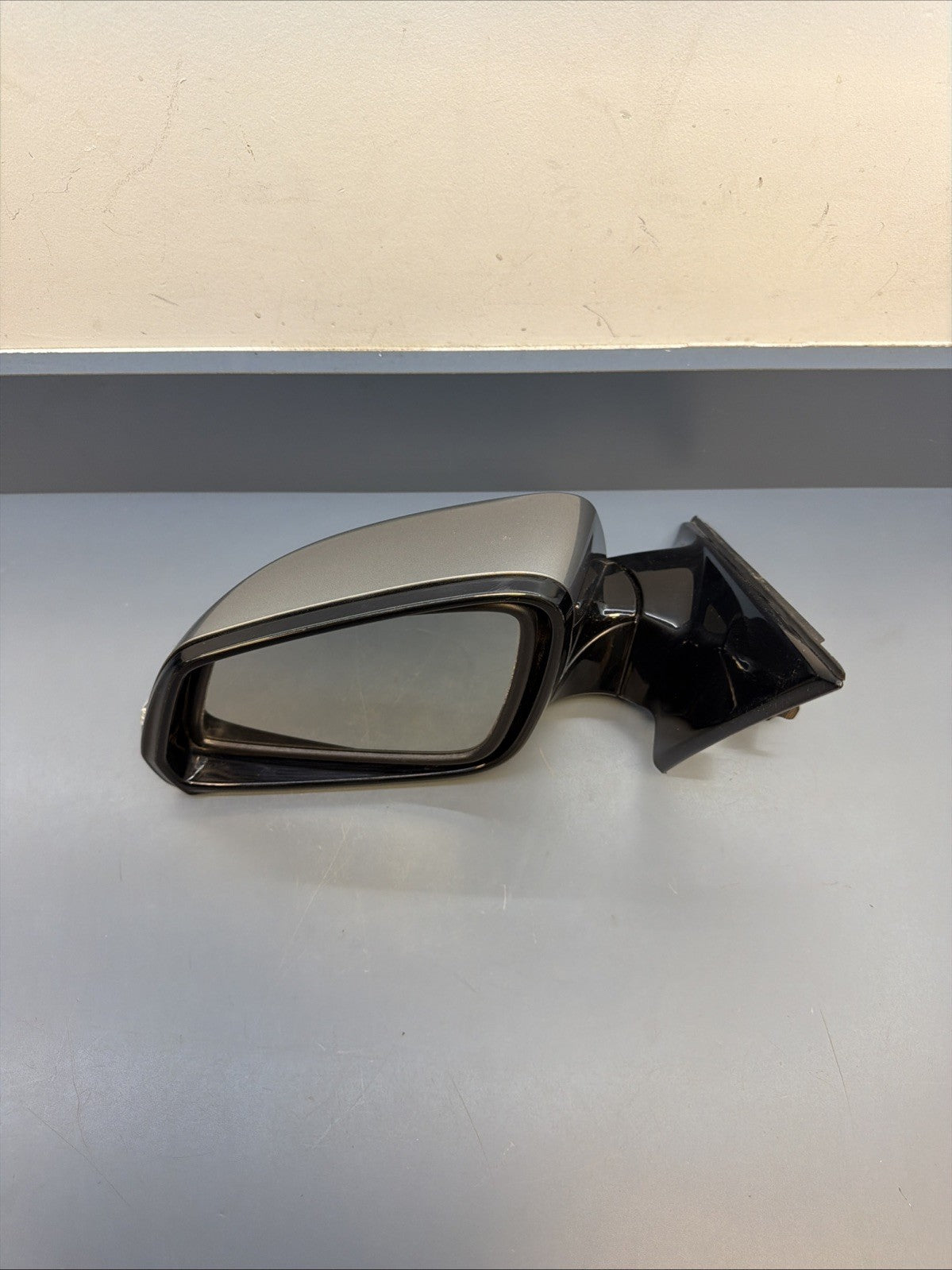 11-13 BMW 528i F10 Front Left Driver Side Rear View Door Mirror A046412 Oem