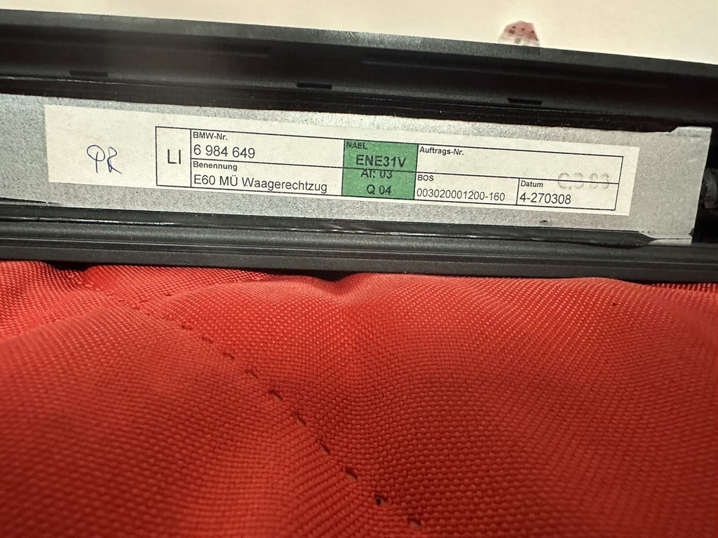 04-10 BMW E60 5 SERIES REAR LEFT SIDE DOOR QUARTER WINDOW SUN SHADE OEM 6984649