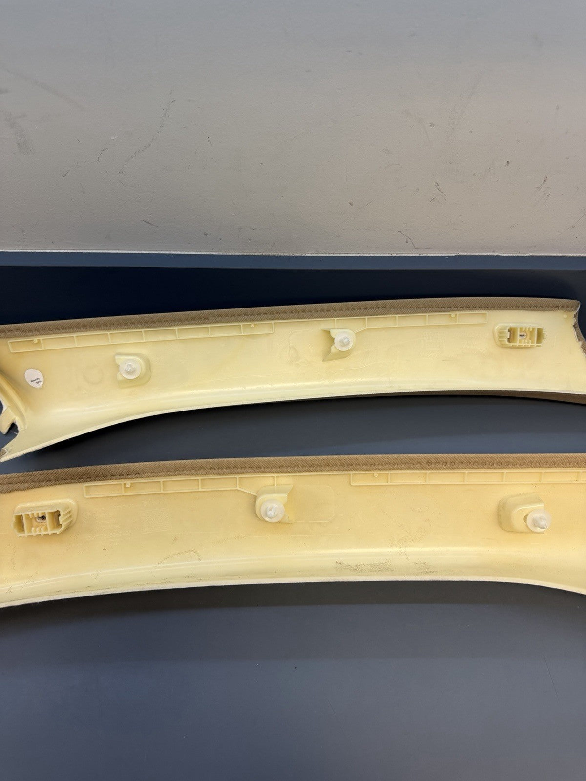 12-2015 BMW X1 Front Left Right A Pillar Trim Panel Cover 2990774 2990773 BEIGE