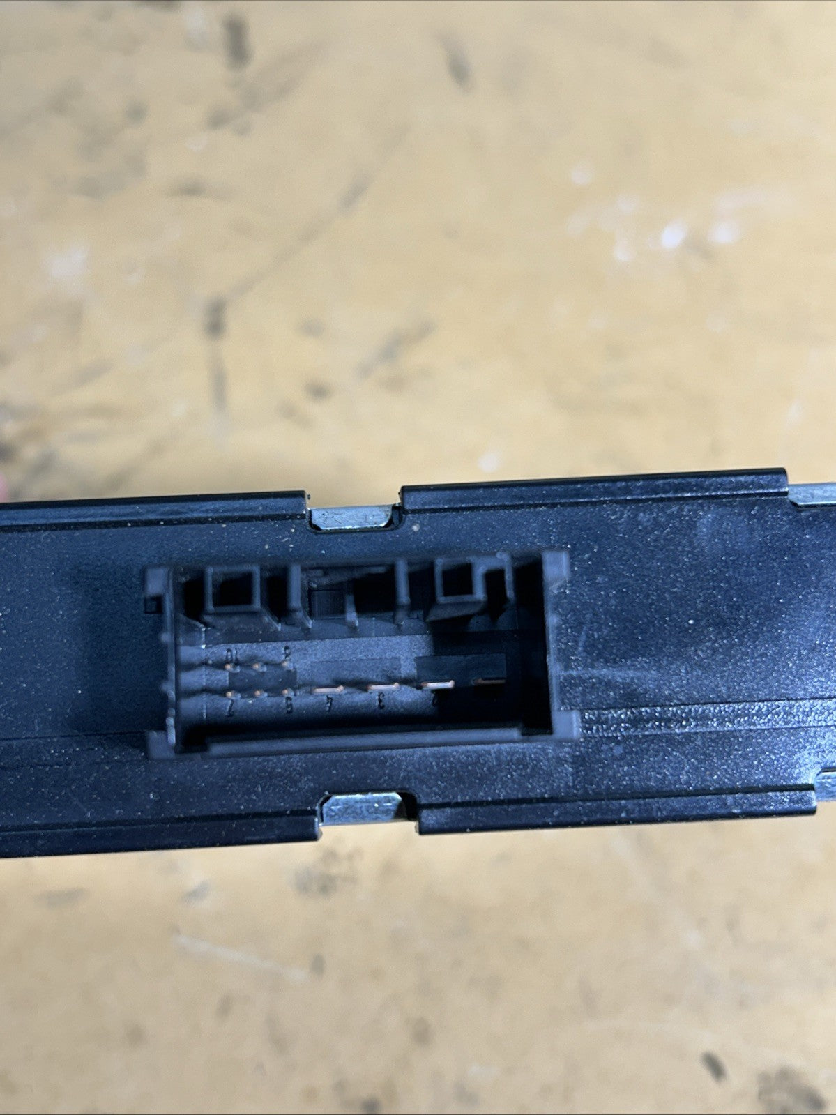 BMW 10-17 1 3 5 6 SERIES X3 VOLTAGE CONVERTER CONTROL MODULE OEM 9251984