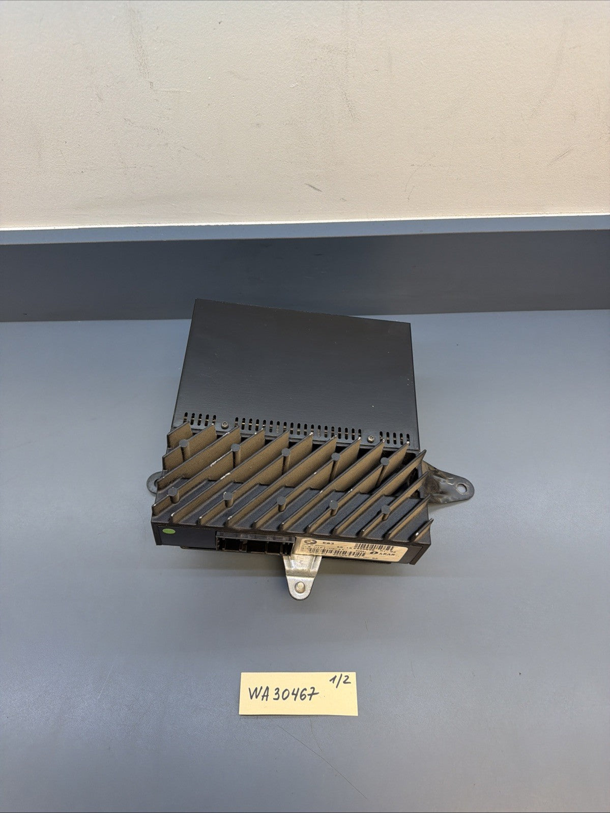 2004-2007 BMW E83 X3 HIFI Audio Radio AMP Amplifier OEM 6990098