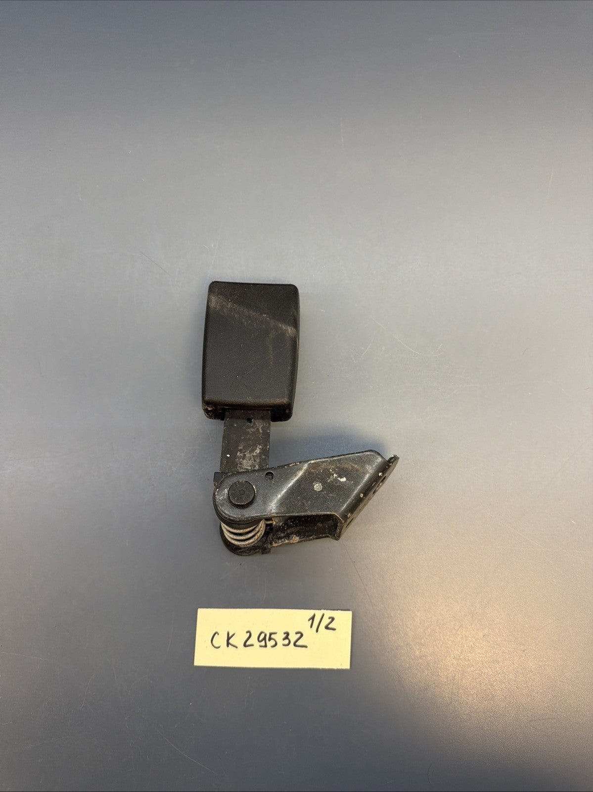 98-03 BMW 5 SERIES E39 525 530 REAR RIGHT SEAT BELT BUCKLE LOCK 8176516 OEM