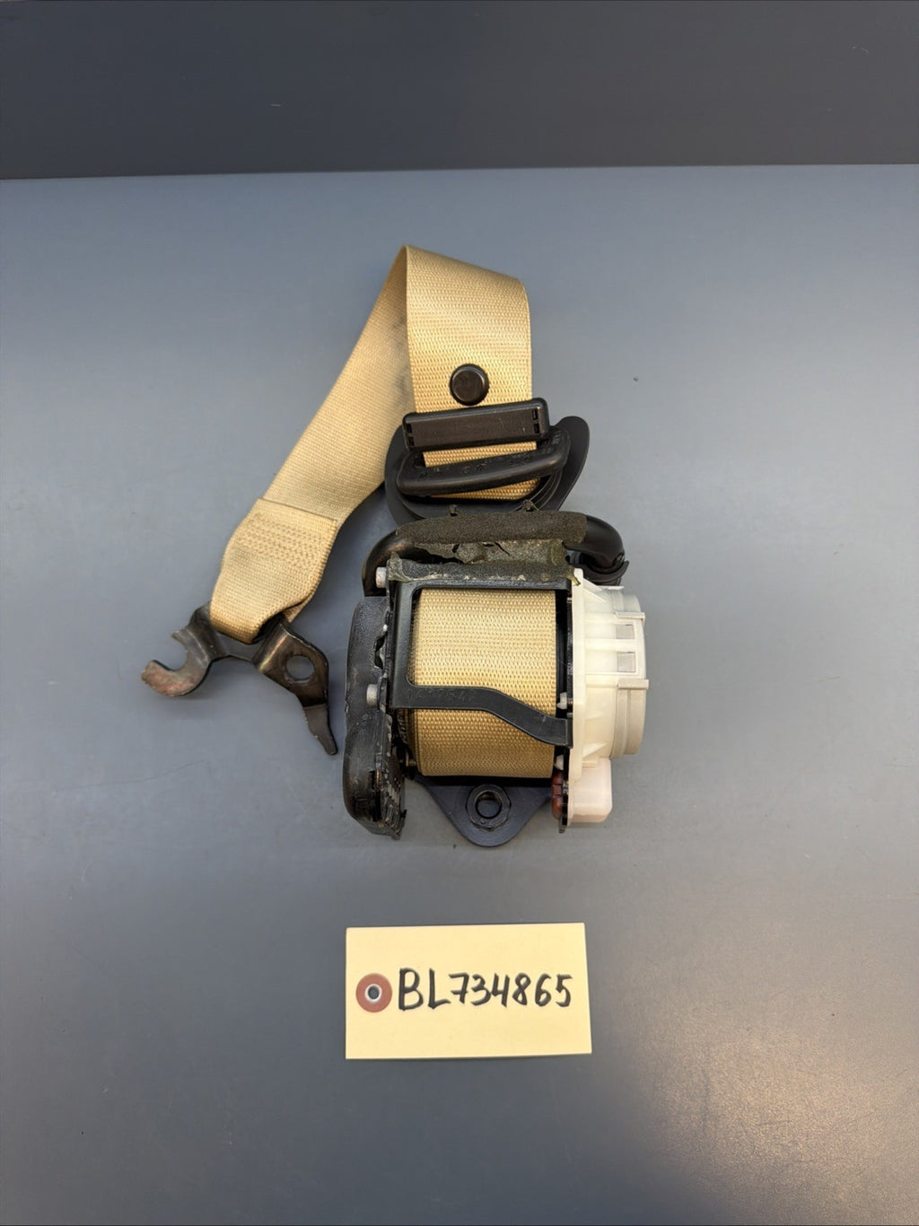 2011 - 2017 BMW X3 F25 Front Right Passenger Seat Belt w/ Retractor Seatbelt OEM