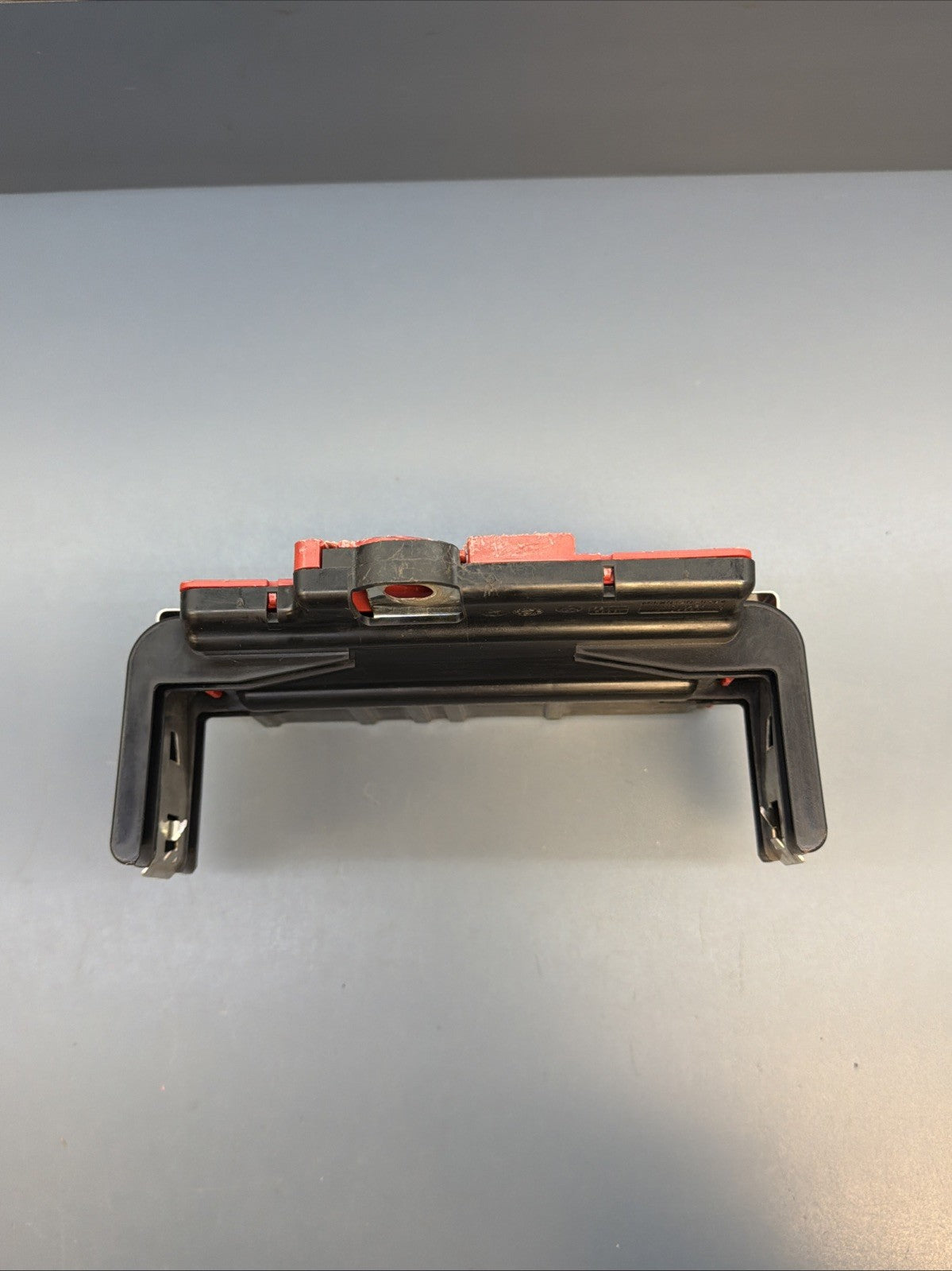 07-13 BMW E70 E71 X5 X6 BATTERY POWER DISTRIBUTION BOX REGULATOR MODULE 6942912
