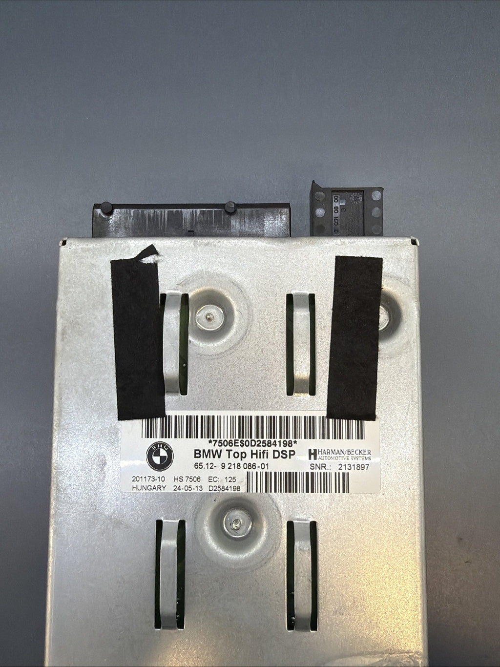 BMW 2006-2013 E90 HARMEN BECKER TOP HiFi RADIO AUDIO AMPLIFIER OEM 9218086