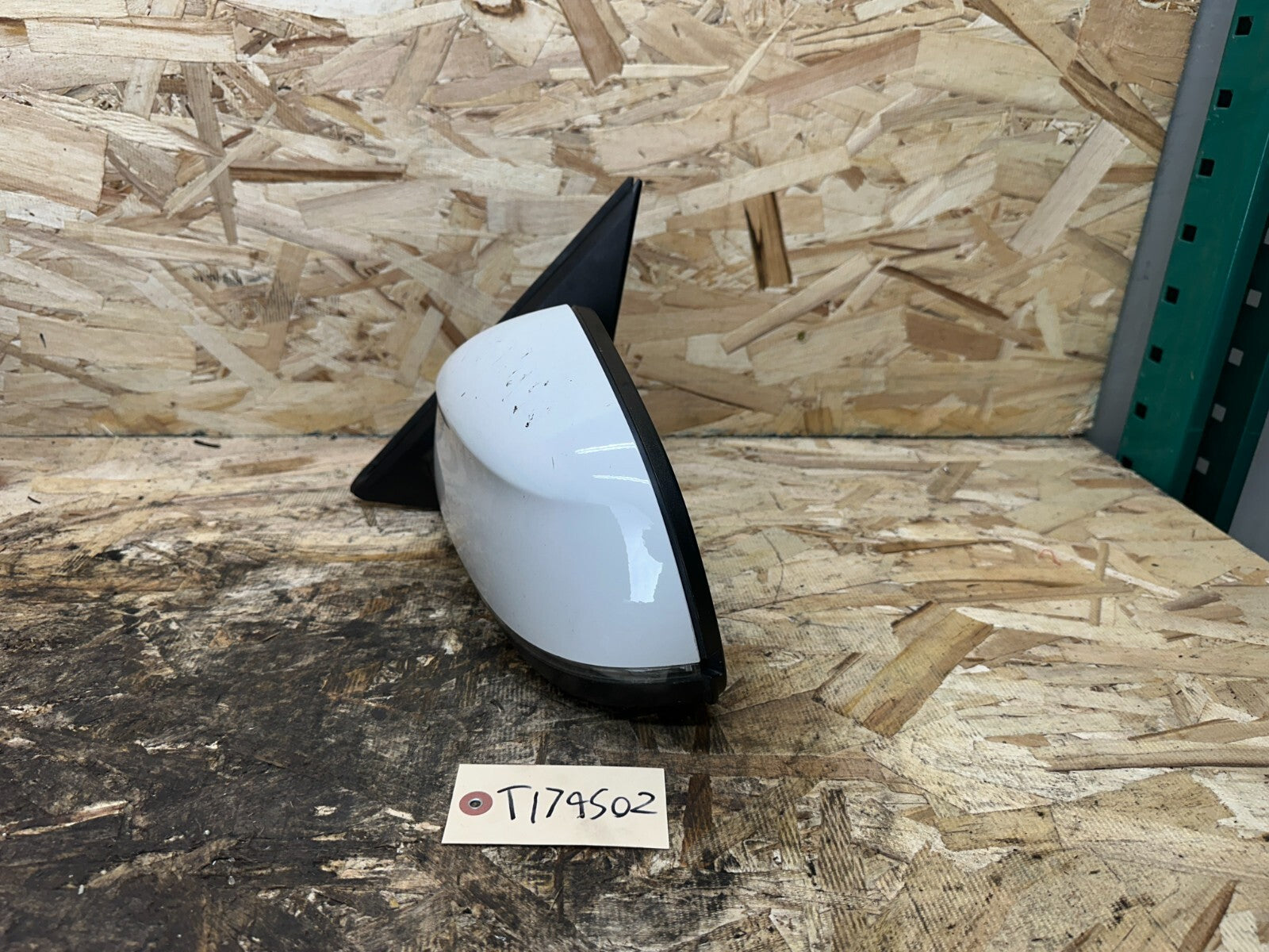 BMW 2011-2017 F25 X3 DRIVER LEFT SIDE MIRROR WHITE OEM A047145
