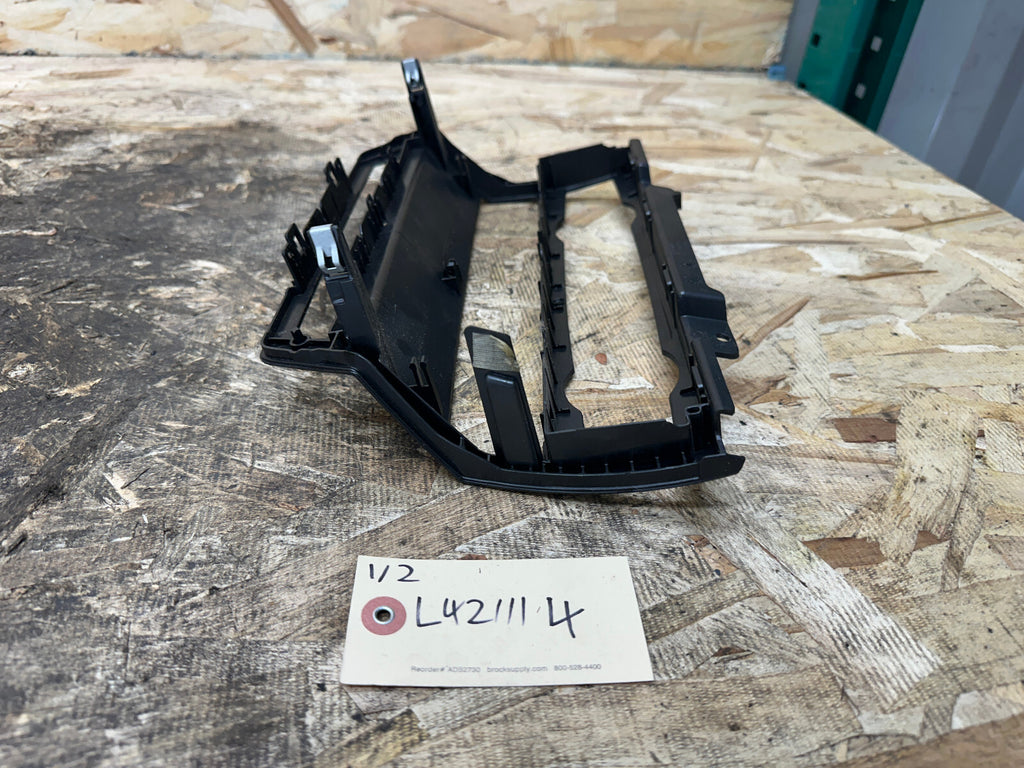 BMW 2006-2013 E70 E71 X5 X6 BLACK DASH CLIMATE CONTROL TRIM PANEL OEM 7161797