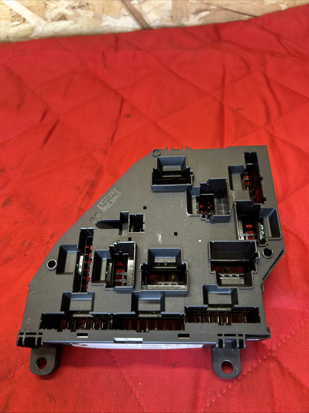 BMW 2011-2017 F25 X3 REAR TRUNK FUSE JUNCTION BOX OEM 9210859