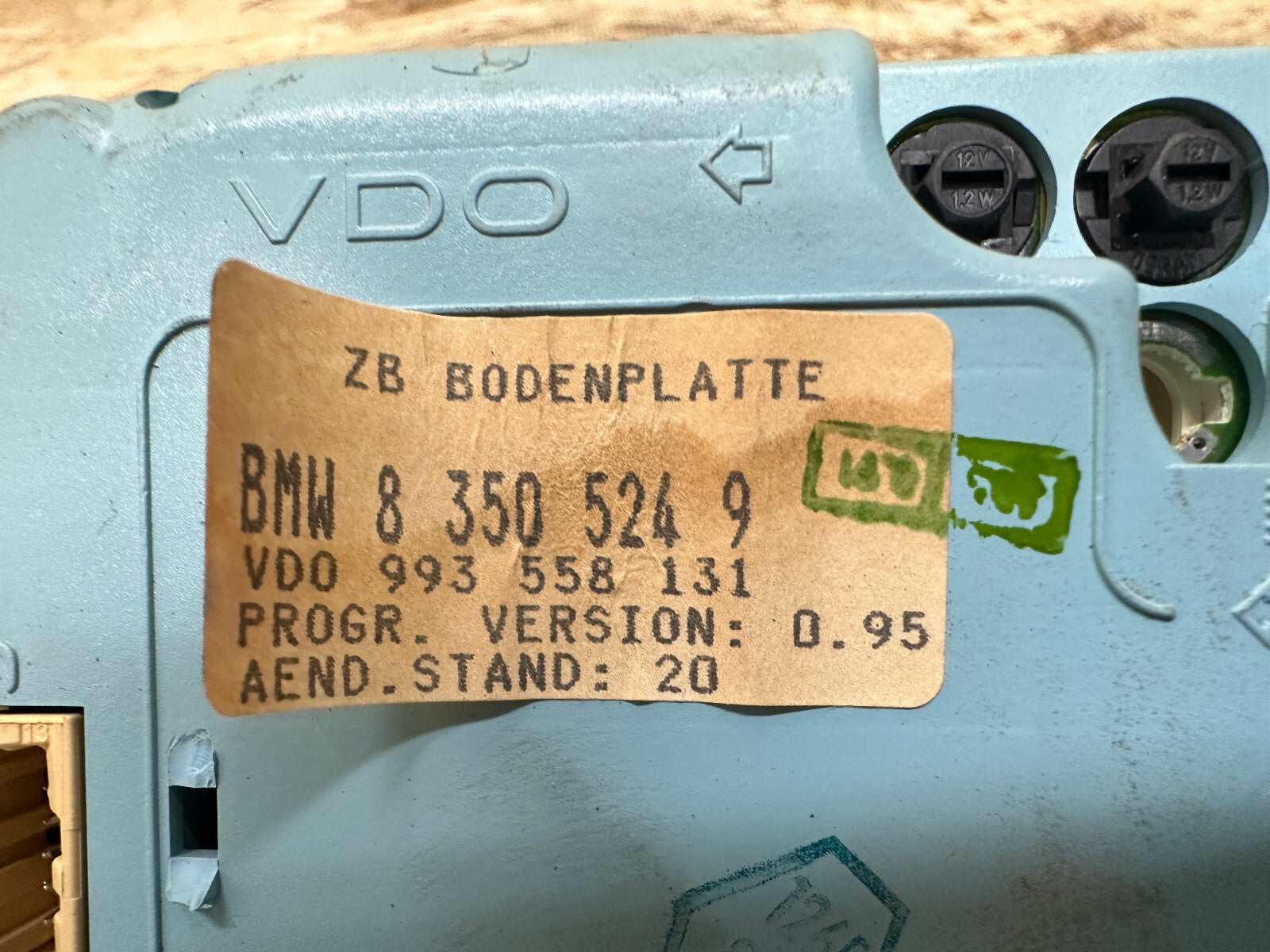 BMW 87-96 E34 5 SERIES SPEEDOMETER INSTRUMENT CLUSTER MPH OEM 8350524/8351832