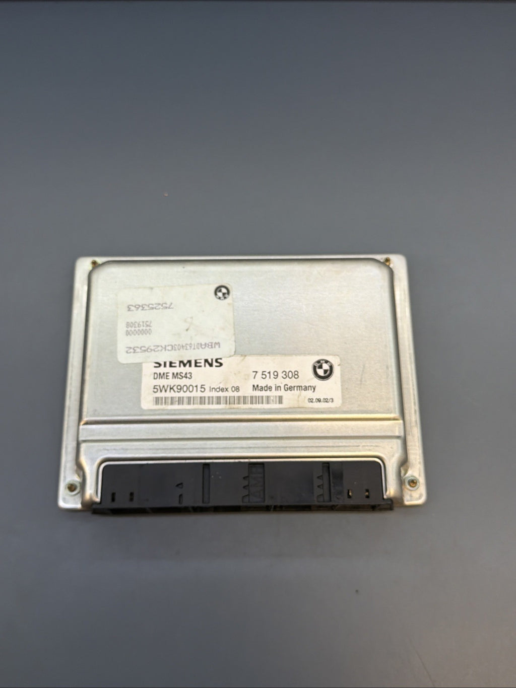 2001-2003 BMW 530i Engine Computer Control Module Unit ECU ECM 7519308 OEM