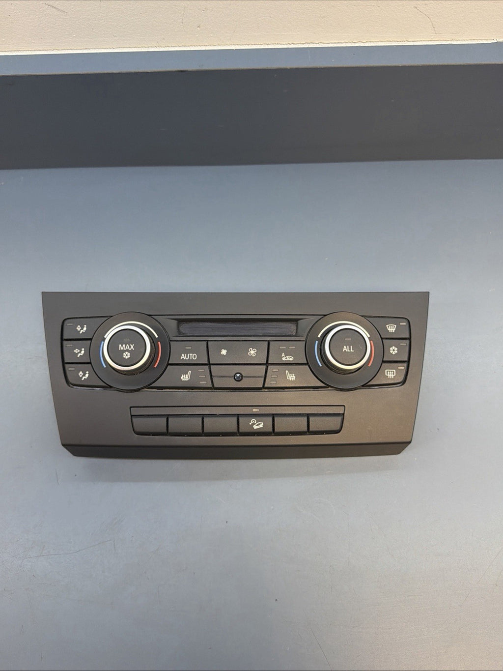 BMW 04-13 E81 E88 E90 E84 1/3 SERIES X1 AC CLIMATE CONTROL PANEL OEM 9250393