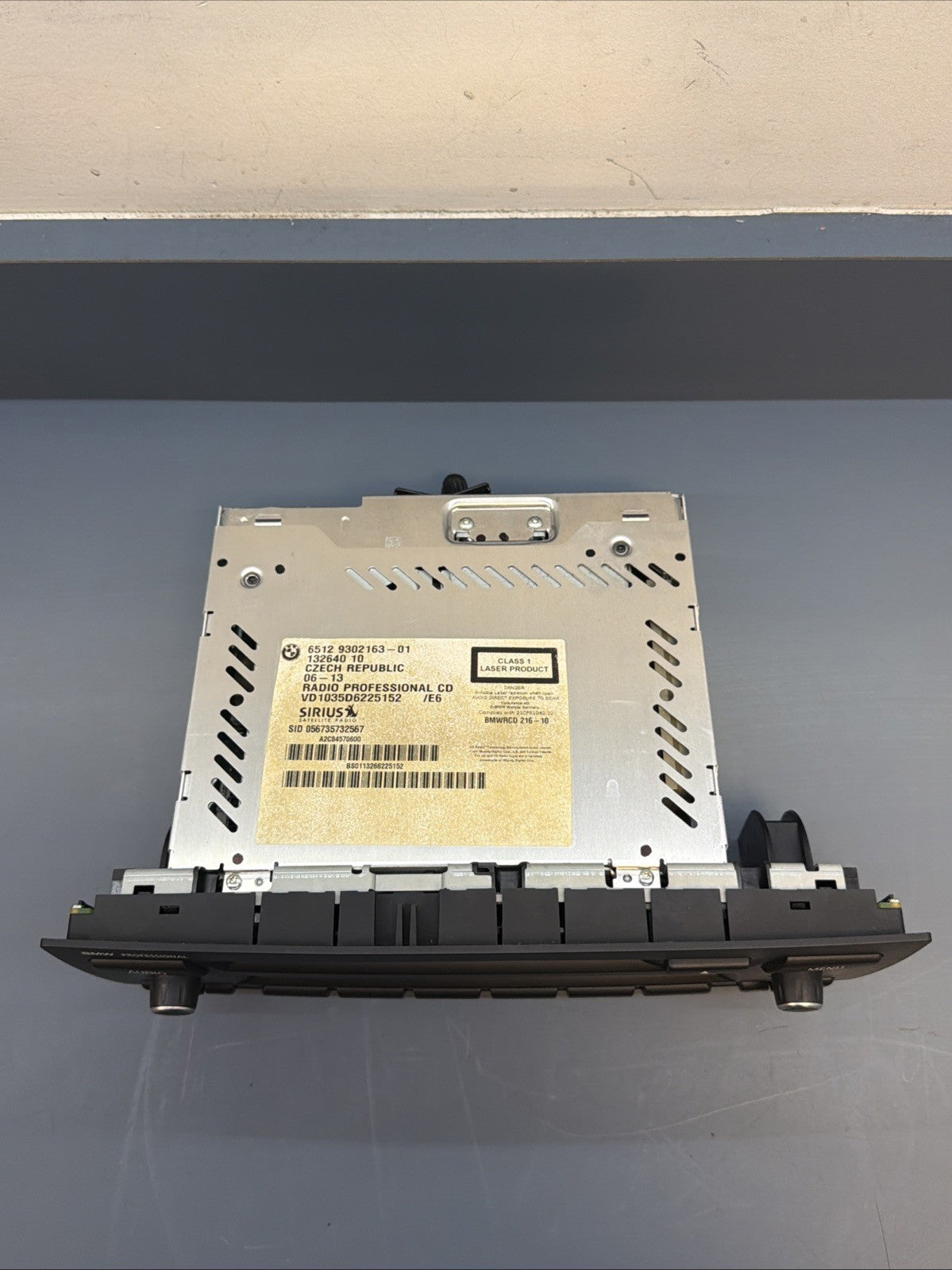 2012-2015 BMW X1 E84 AM FM CD RADIO MEDIA PLAYER RECEIVER CONTROL UNIT 9302163