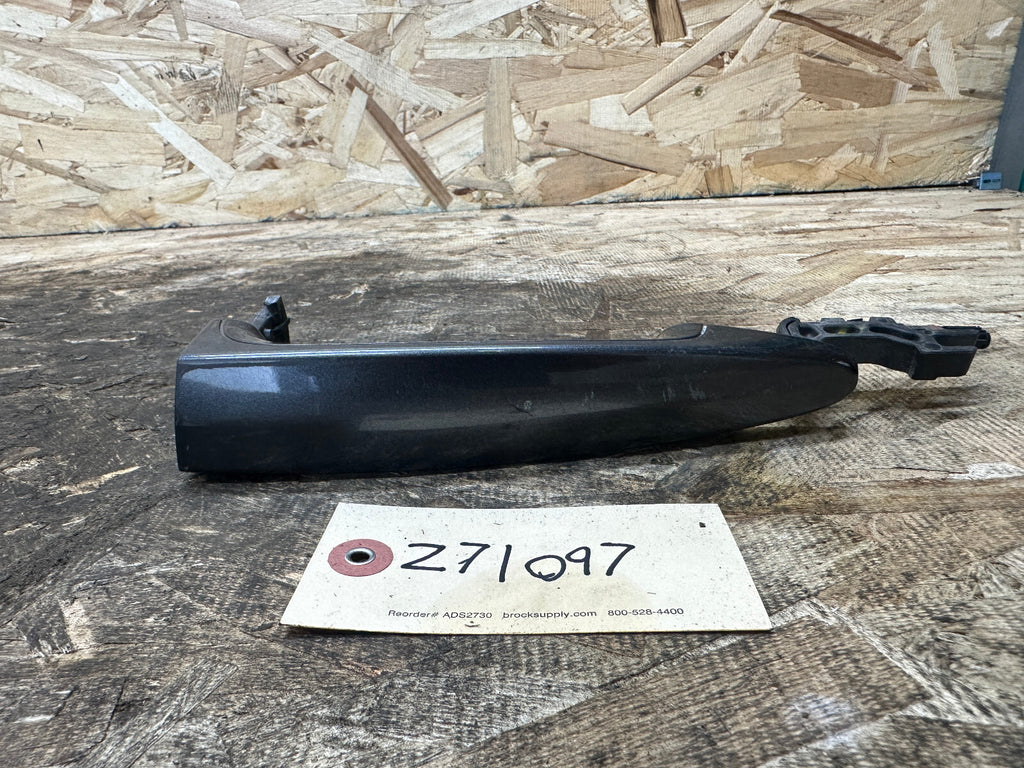 BMW 04-13 E90 3 SERIES X5 X6 FRONT DRIVER DOOR HANDEL DARK GRAY OEM 7166521