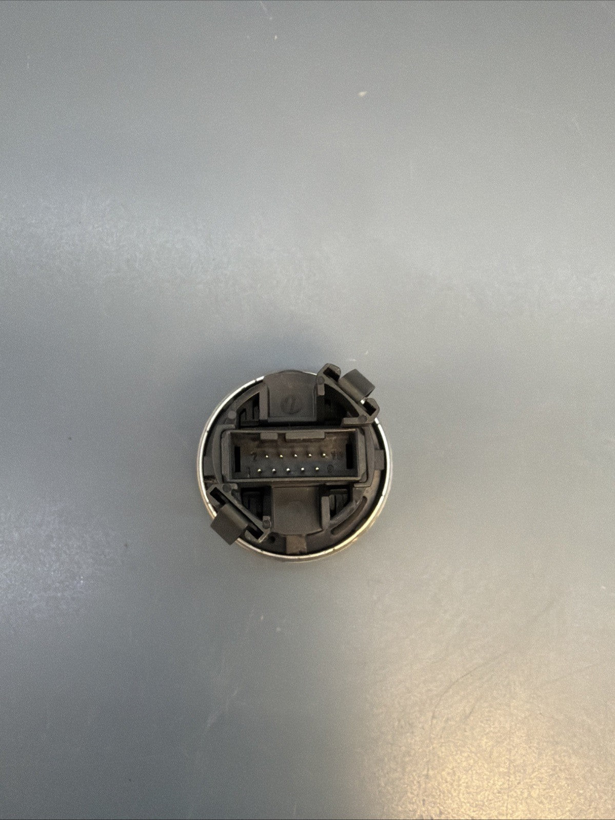 08-10 BMW E60 E63 535I ENGINE PUSH TO START ON OFF BUTTON SWITCH 9110359