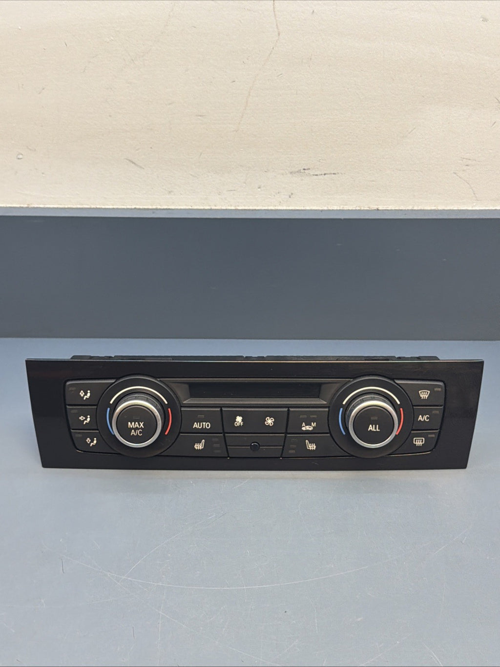 12 13 14 15 BMW X1 3 1 SERIES CLIMATE CONTROL HEATED SEATS OEM 9287624