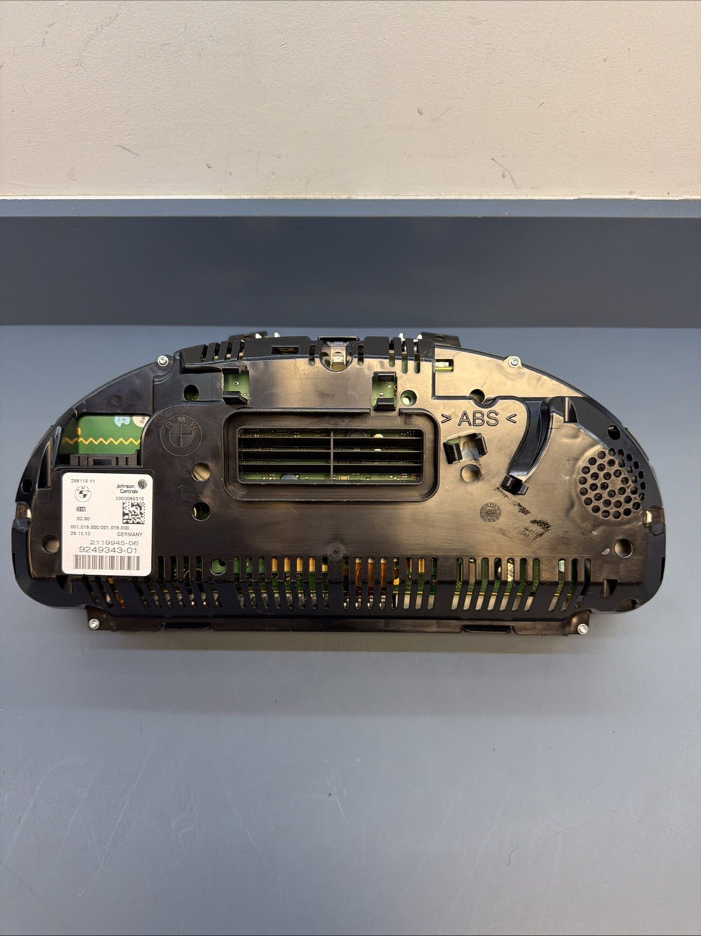 BMW 10-13 F10 5 SERIES SPEEDOMETER INSTRUMET GAUGE CLUSTER MPH 176K MILE 9249343