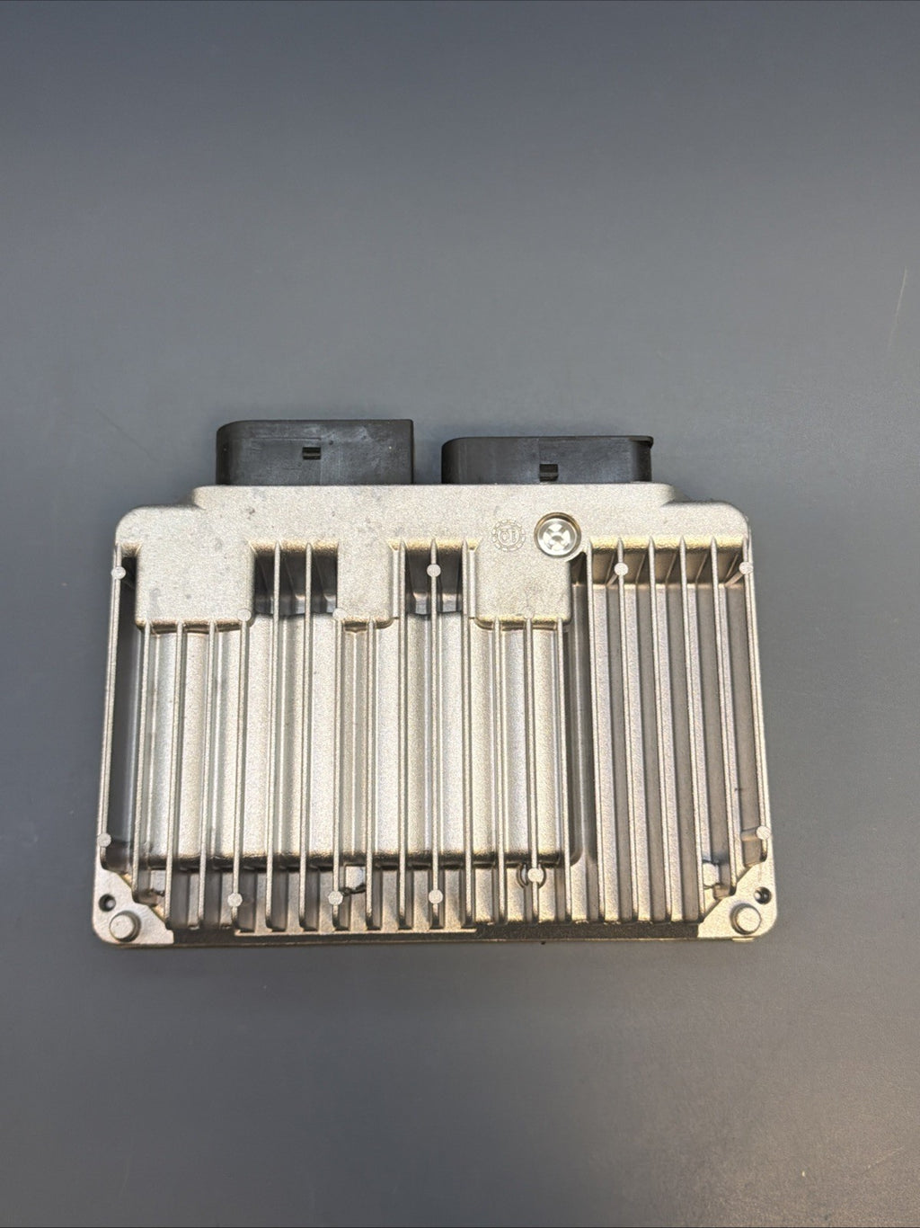 200-2010 BMW 550i 650i E60 E61 E63 Valvetronic Control Module OEM 7575654