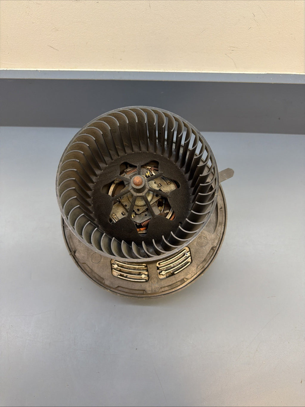 07-13 OEM BMW E90 E92 E93 E82 135i 335i Blower Motor Fan w/ Resistor 6933663
