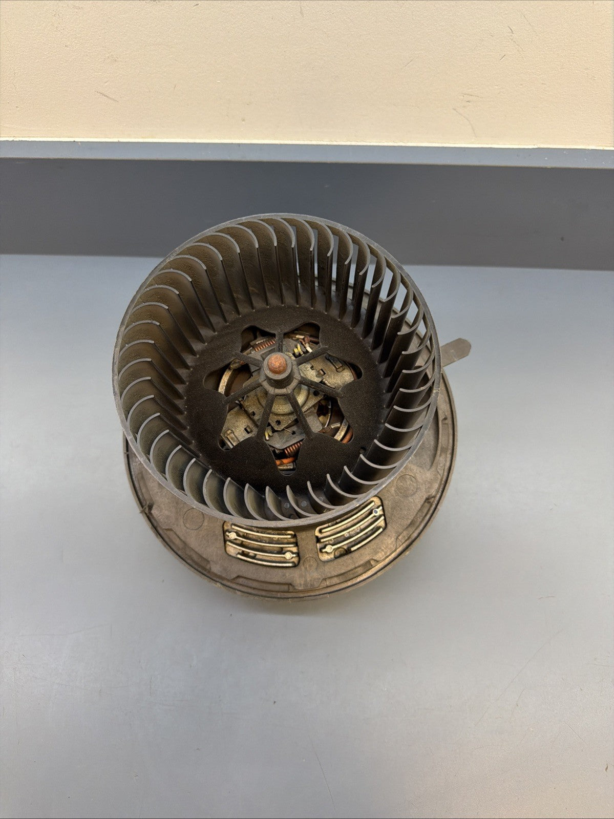 07-13 OEM BMW E90 E92 E93 E82 135i 335i Blower Motor Fan w/ Resistor 6933663