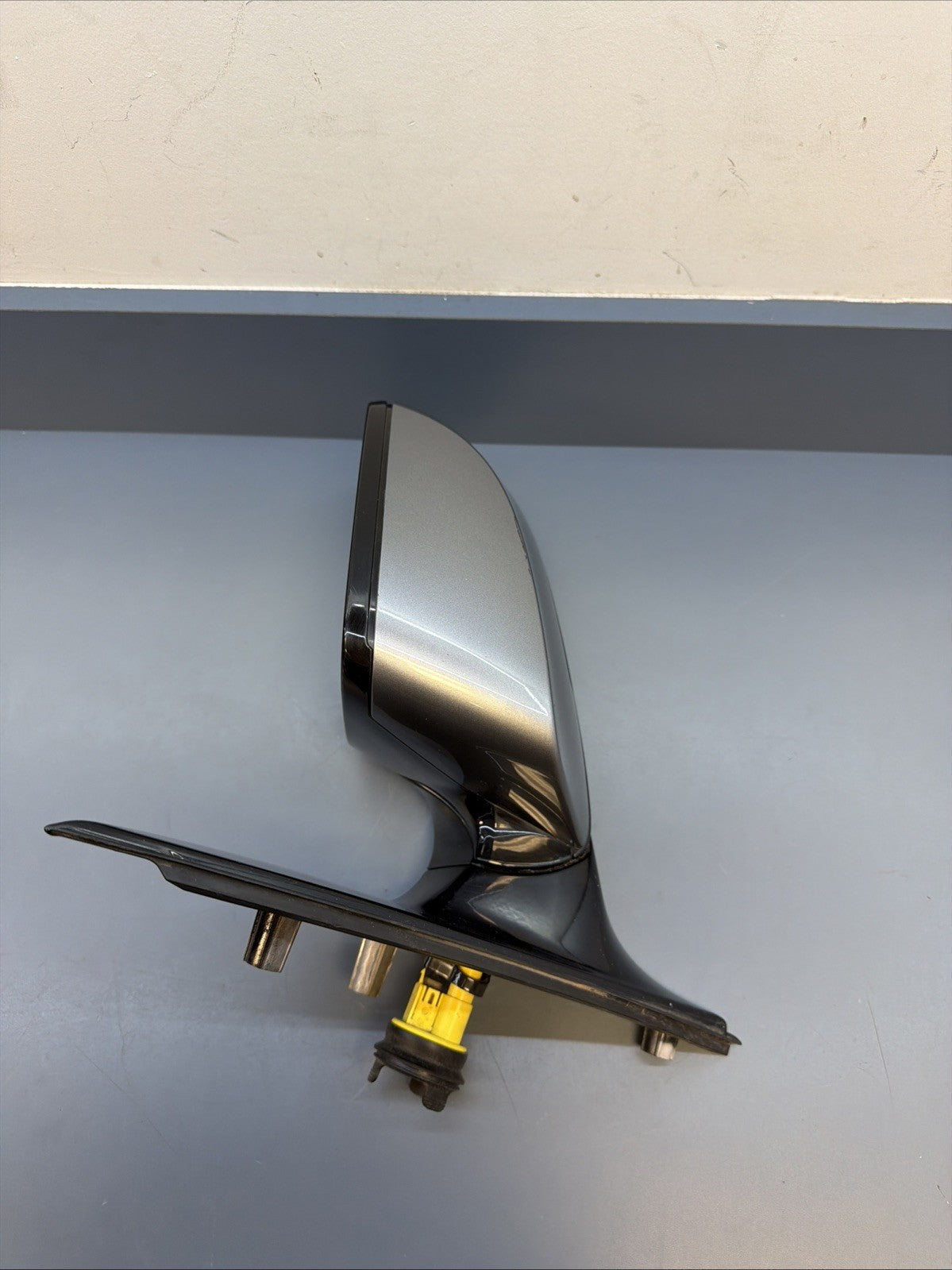 11-13 BMW 528i F10 Front Left Driver Side Rear View Door Mirror A046412 Oem