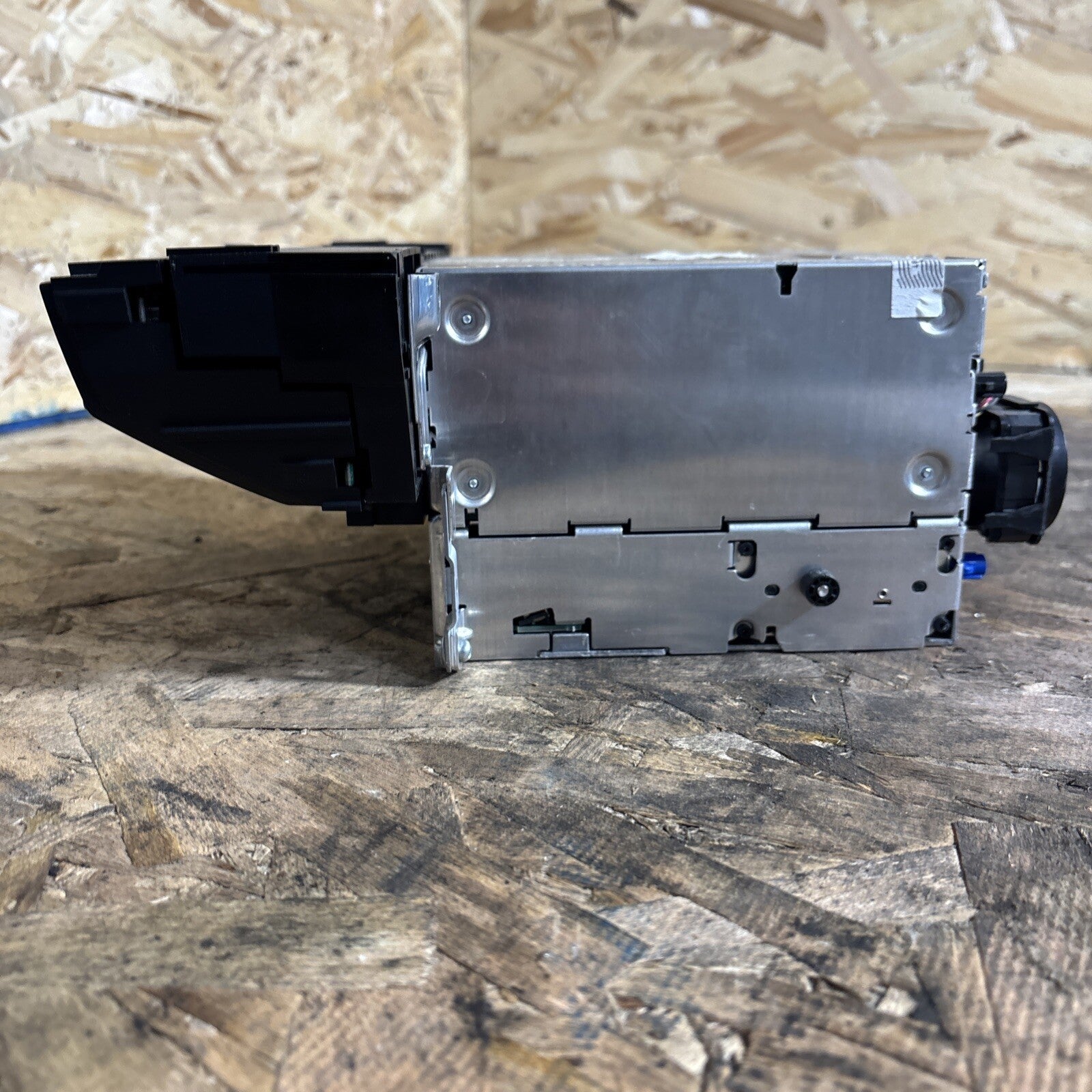 BMW OEM E70 E71 X5 X6 FRONT RADIO NAVIGATION CCC DVD HEADUNIT NAV GPS 2007-2010