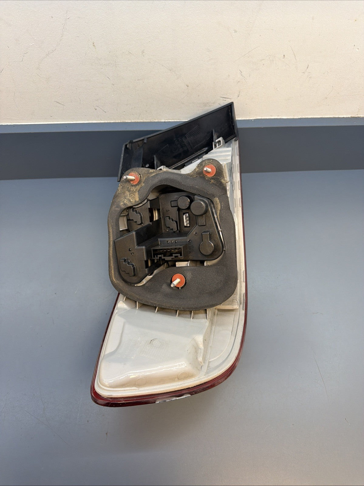 07-10 BMW E92 328i 335i M3 PRE LCI Right Side Outer Tail Light Taillight 7174404
