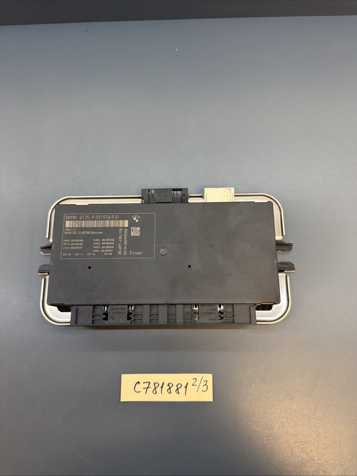 2011-2016 BMW 528i 535 550 F10 FOOTWELL LIGHT COMPUTER CONTROL MODULE 9251976