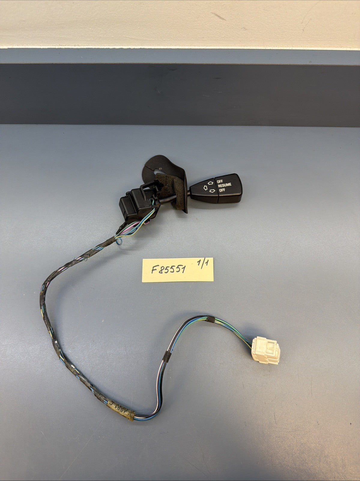 92-99 BMW E36 3-SERIES STEERING COLUMN CRUISE CONTROL SWITCH