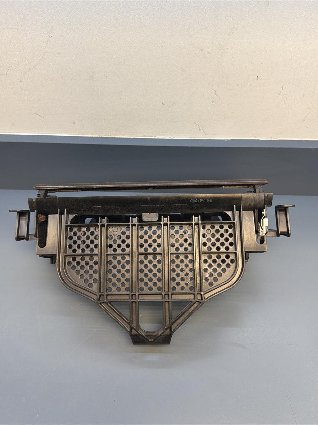 97-03 OEM BMW E39 525 528 530 540 Center Console Tray Panel Wood Trim 8184159
