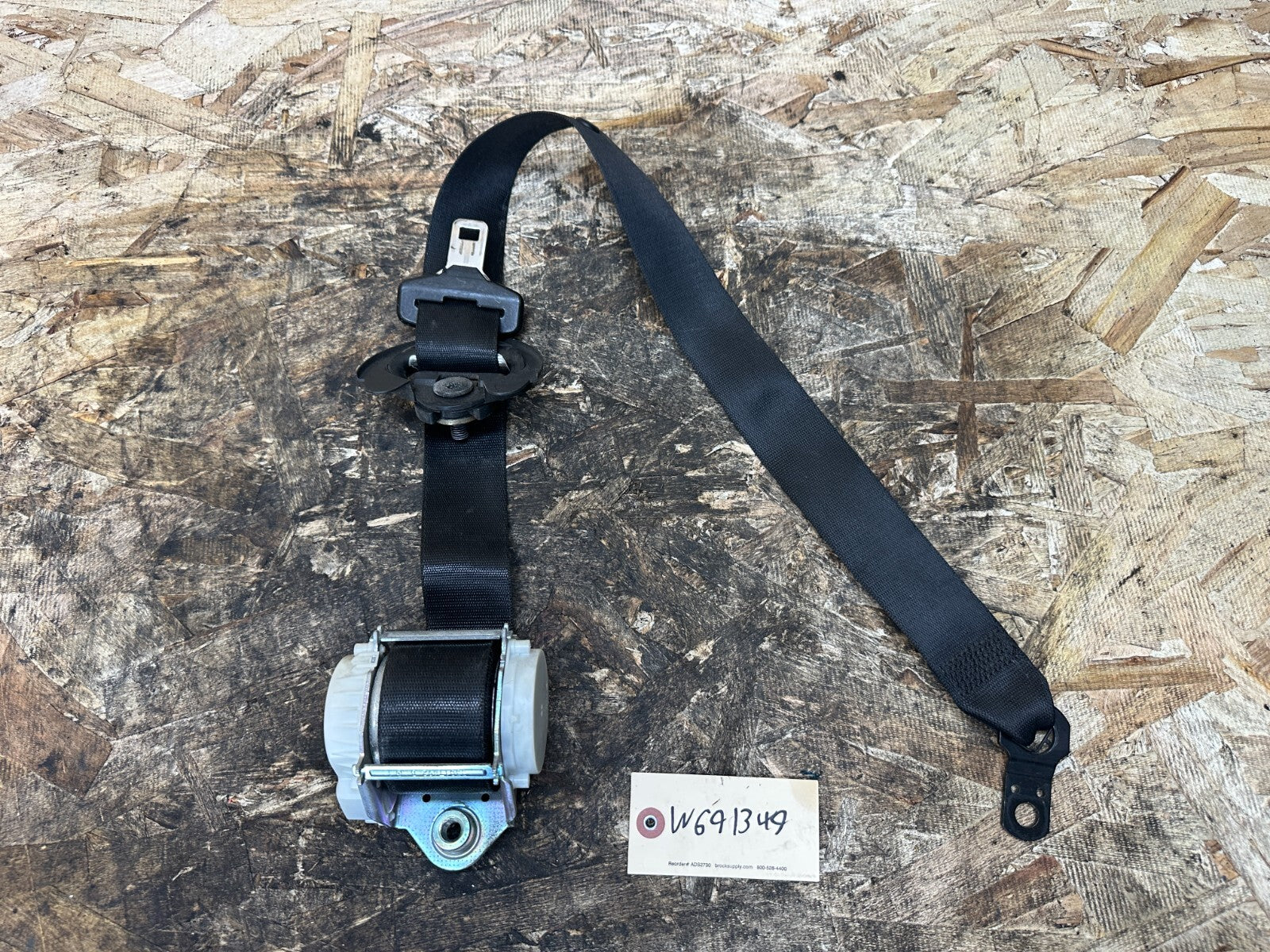 BMW 2003-2010 E83 X3 FRONT LEFT DRIVER SEAT BELT RETRACTOR BLACK OEM 34003071