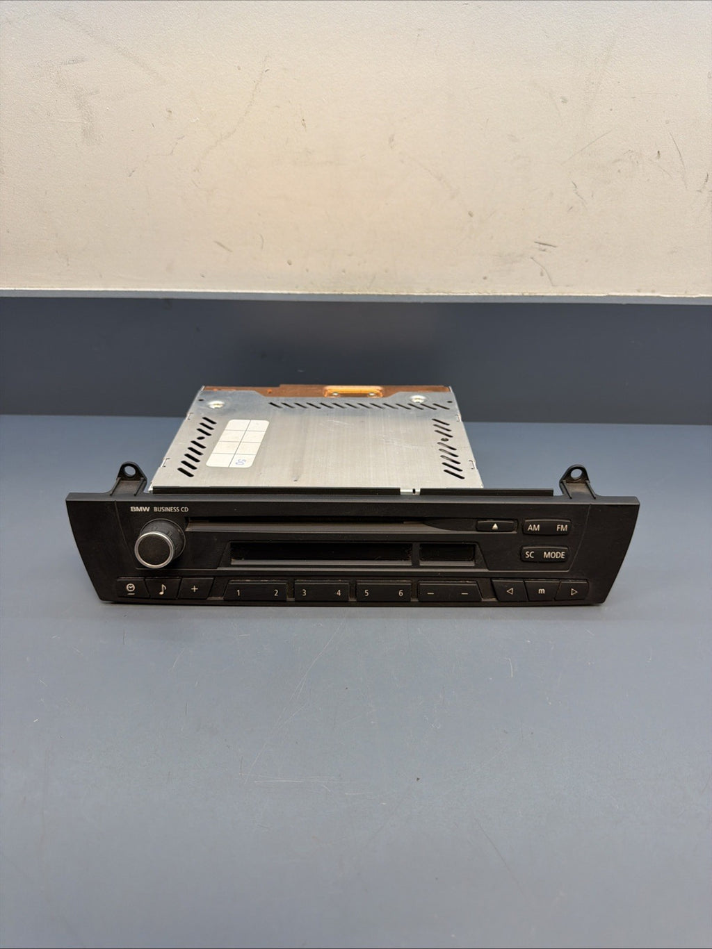 BMW 03-10 E83 X3 BUSINESS AM FM RADIO CD PLAYER OEM 9205280