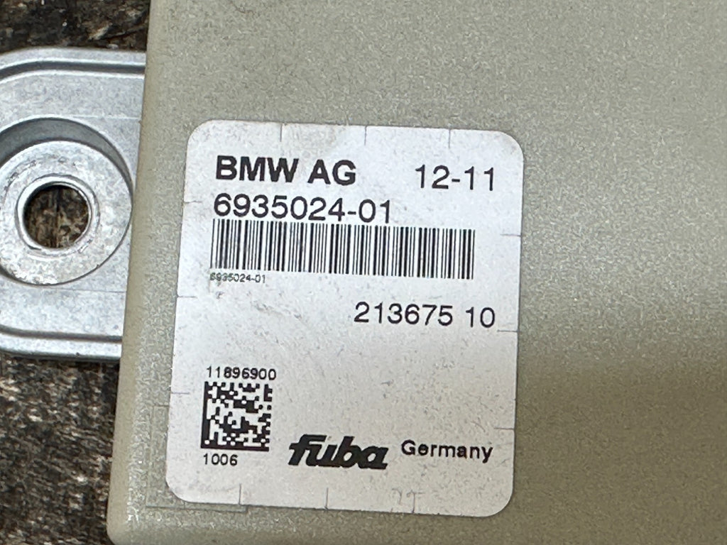 BMW 2011-2017 F25 X3 F10 F30 3 SER 5 SER ANTENNA AMPLIFIER/CONTROL OEM 6935024