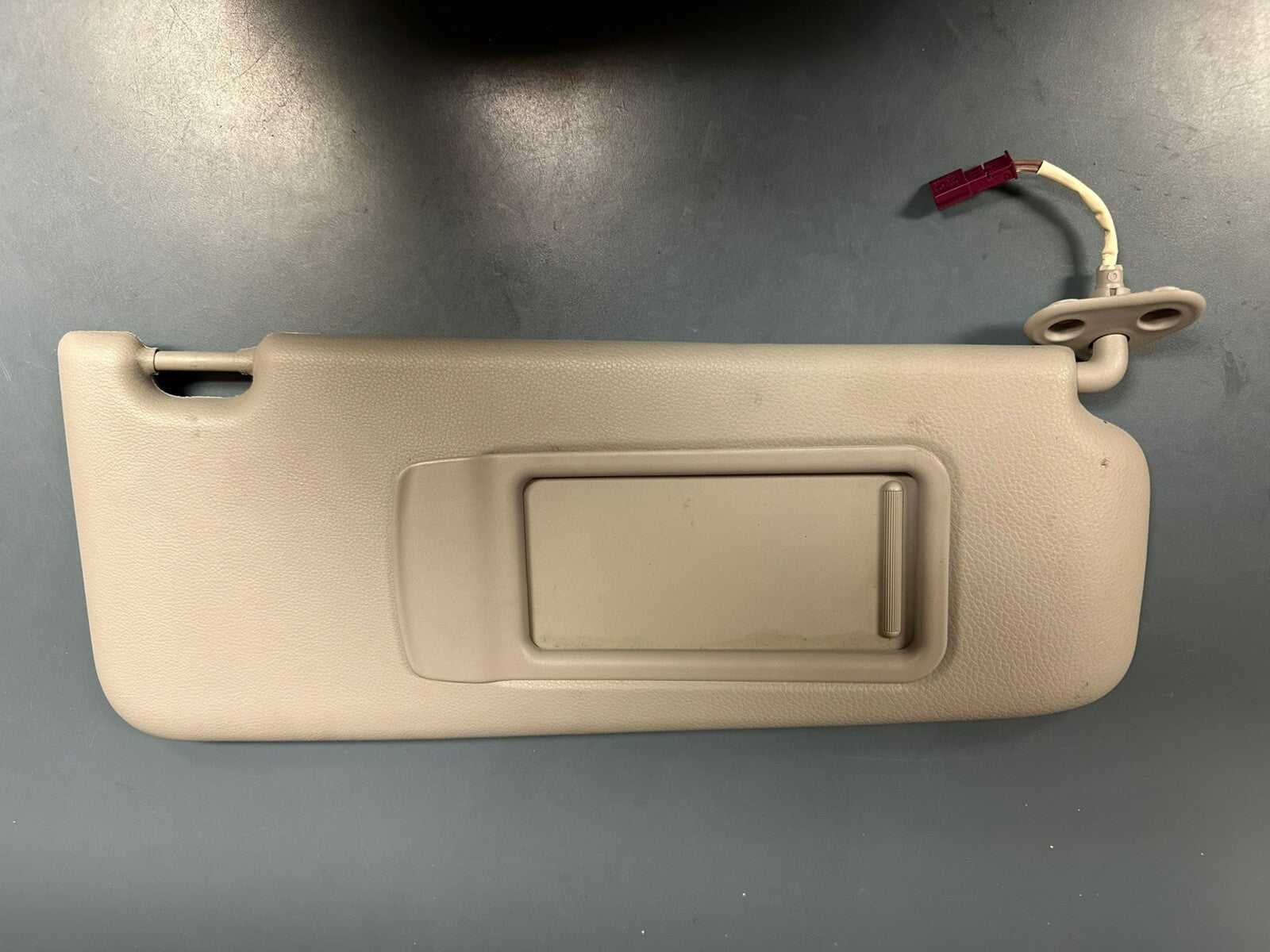 BMW E88 E93 135 328 335 Coupe Interior Left Driver Side Sun Visor OEM 6905983