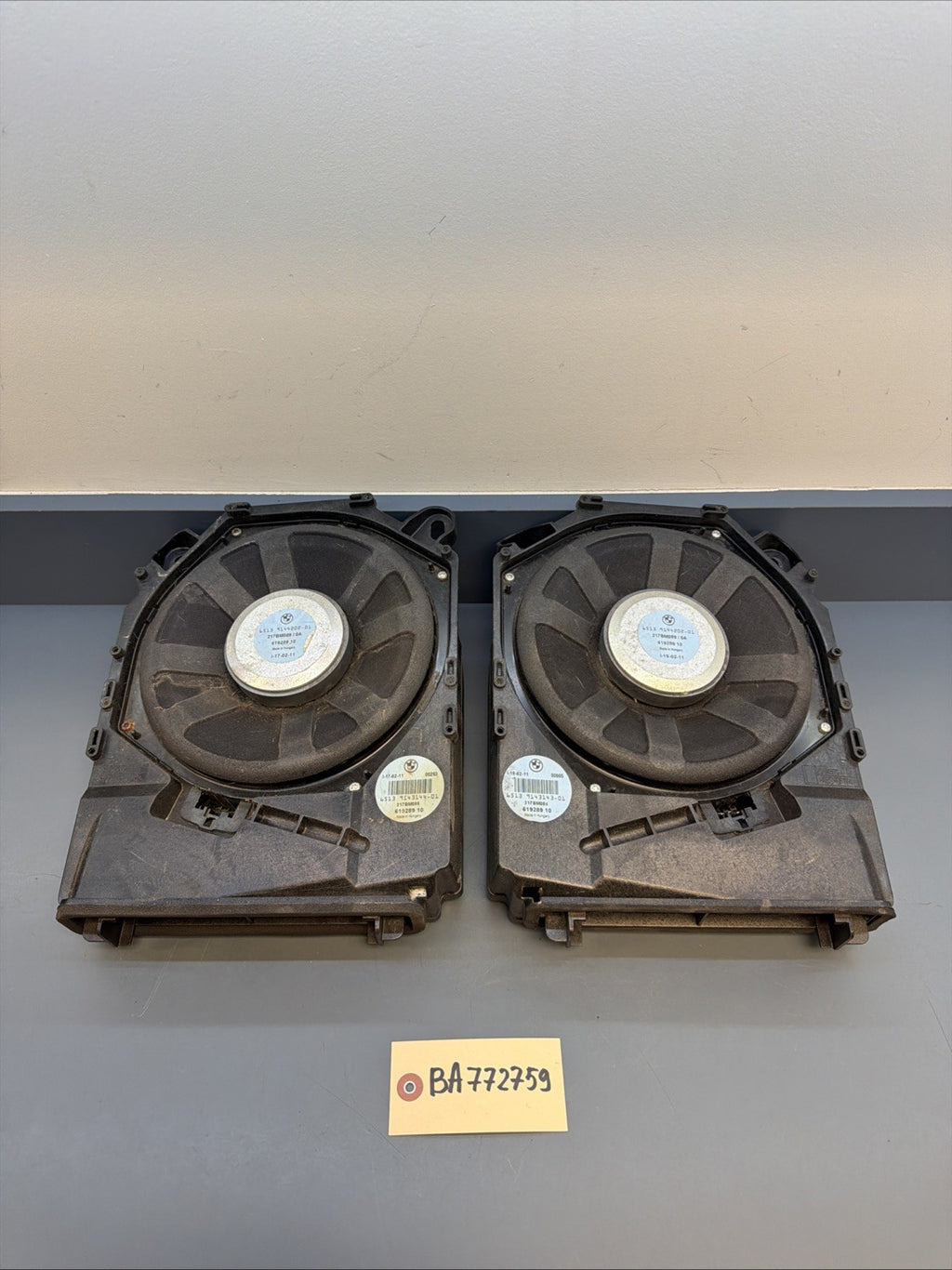 08-13 BMW E92 E90 3 SER FRONT LEFT & RIGHT HI-FI SUBWOOFER SET 9143143 9143144