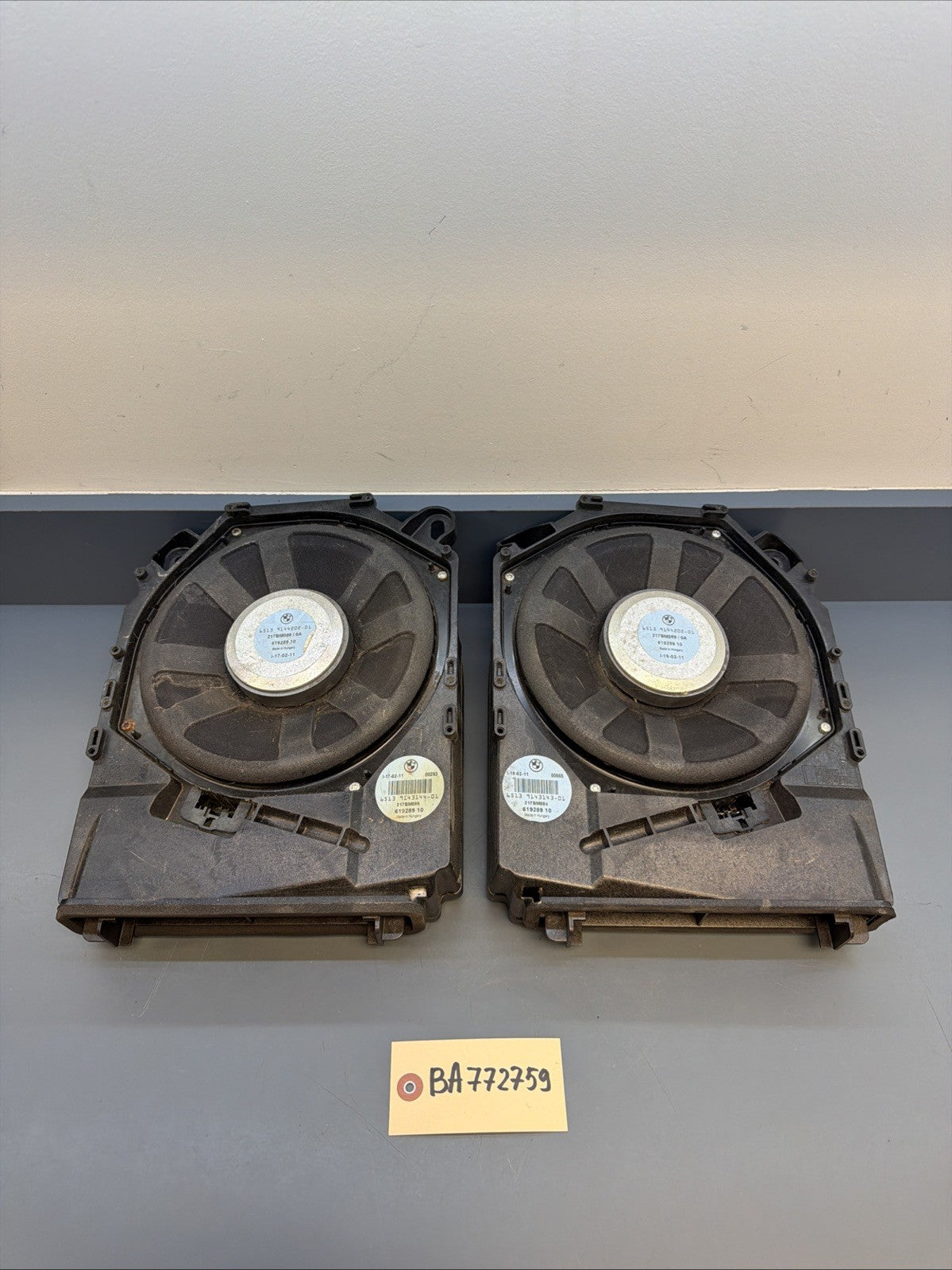 08-13 BMW E92 E90 3 SER FRONT LEFT & RIGHT HI-FI SUBWOOFER SET 9143143 9143144