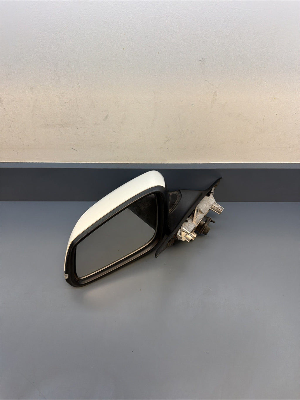 12-18 BMW F30 328i 330i 335i 340i Left Driver Side Rear View Mirror 021185 OEM
