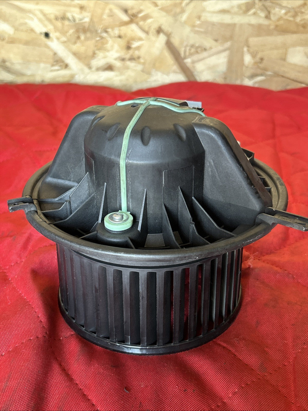 06-13 BMW E90 E92 128i 135i 328i Z4 Heater Blower Motor Assembly  OEM