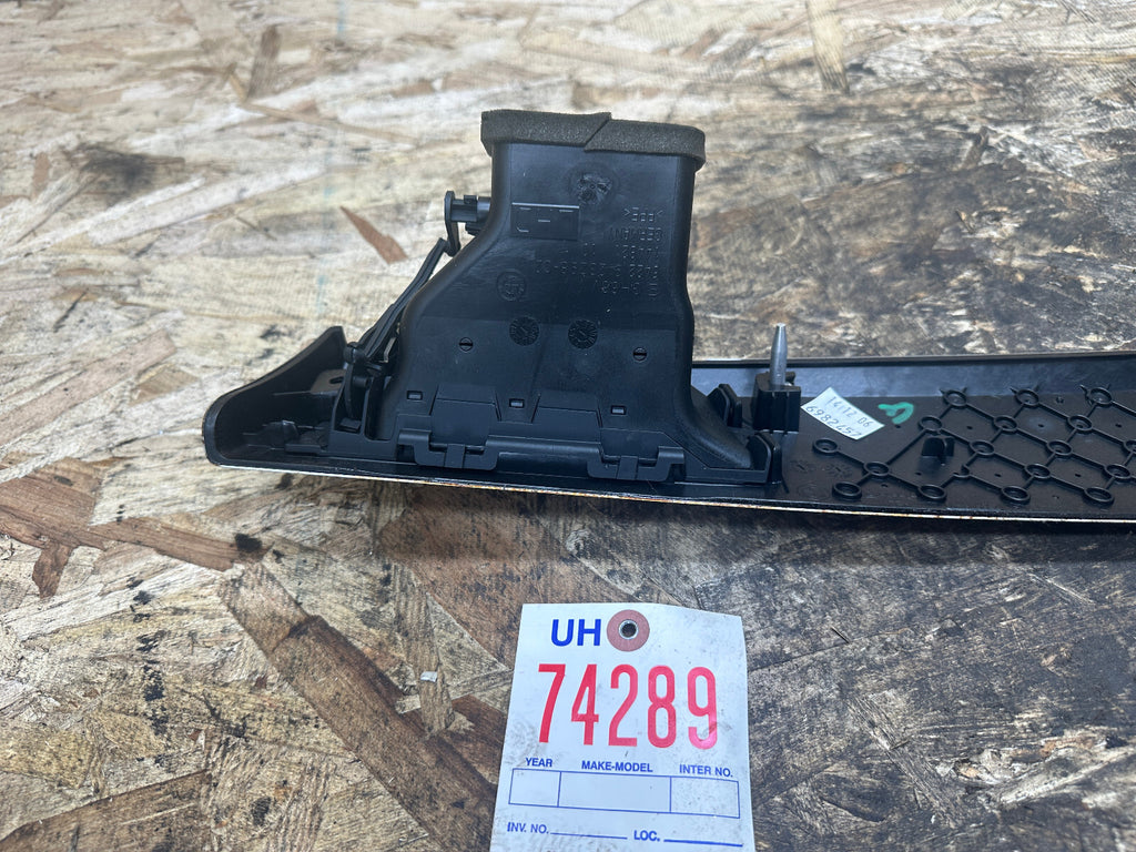 BMW 2004-2011 E90 3 SERIES CENTER RIGHT DASH VENT TRIM ALUMINUM OEM 6982457